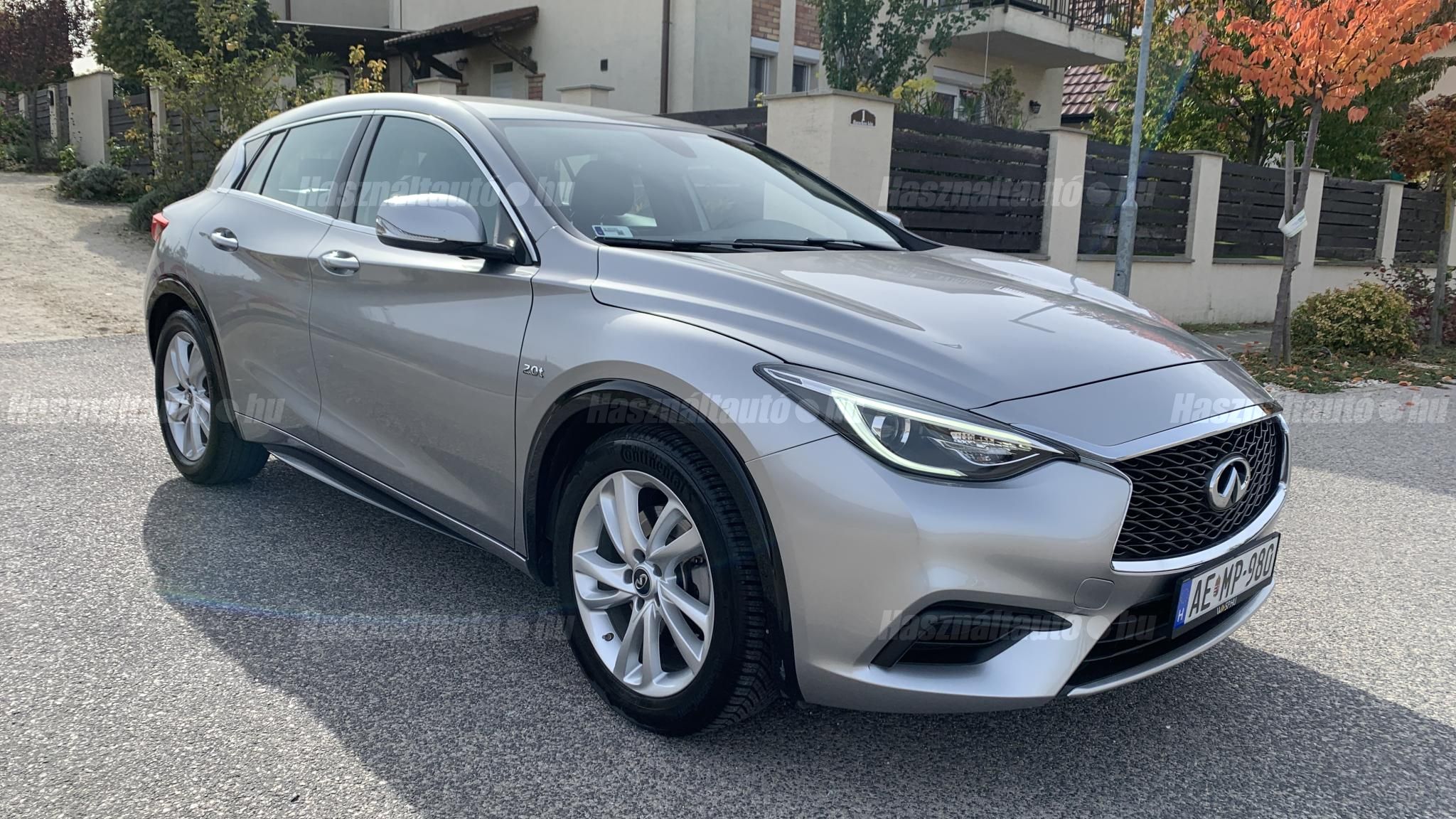 INFINITI QX30 2018/1 - 1