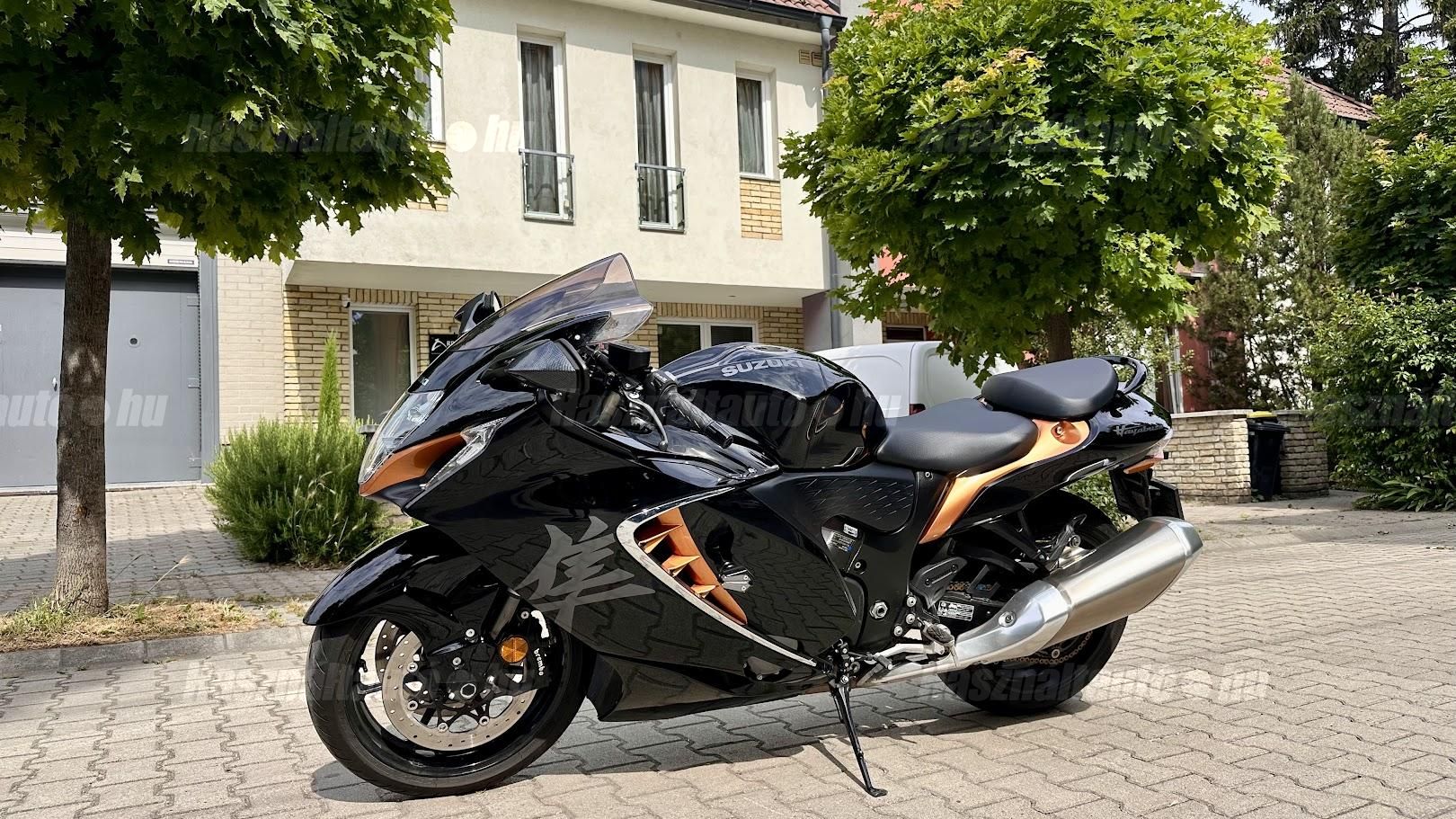 SUZUKI GSX 1300 R (HAYABUSA) 2022/8 - 1