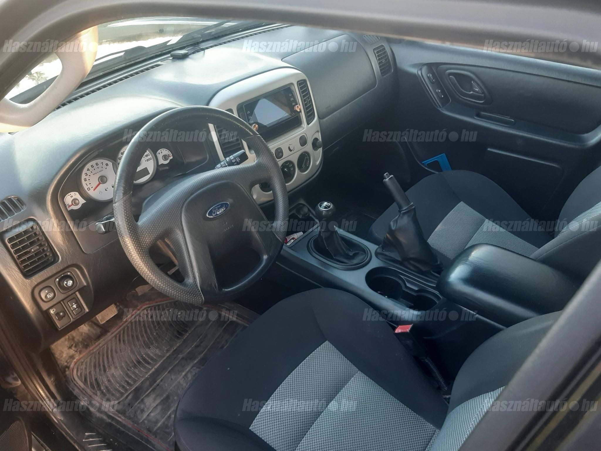 FORD MAVERICK 2006/5 - 1