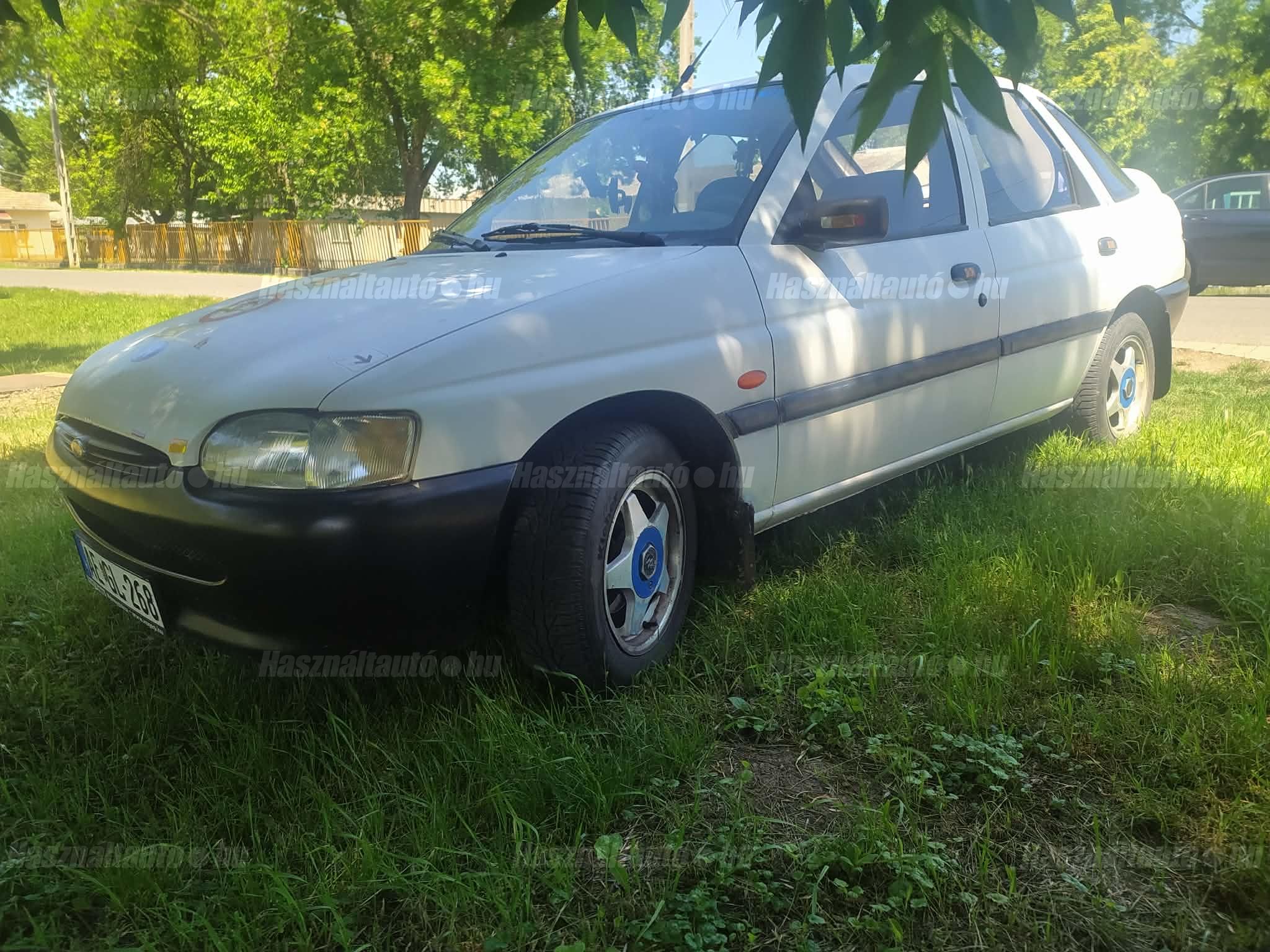 FORD ESCORT 1996/8 - 1