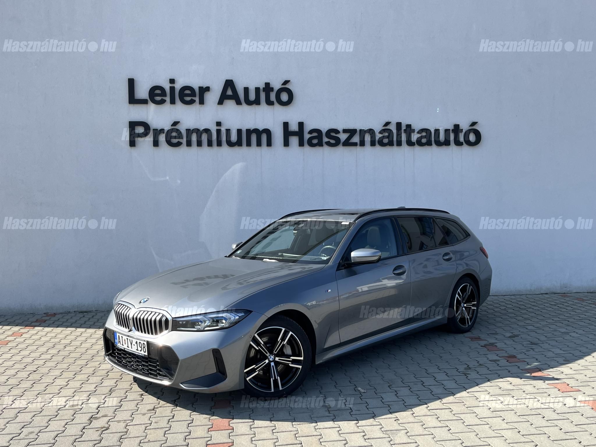 BMW 330 2024/12 - 1