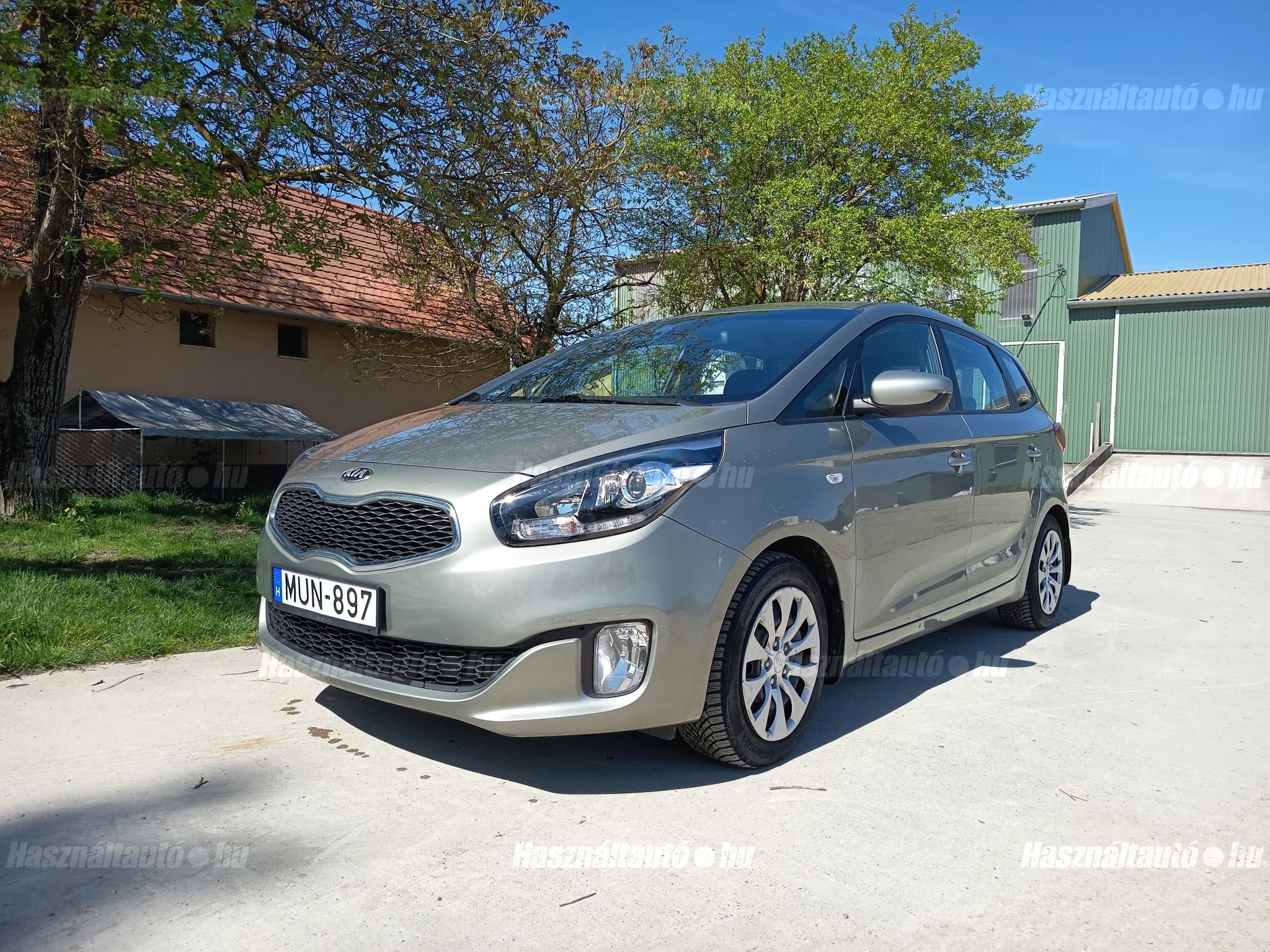 KIA CARENS 2014/7 - 1