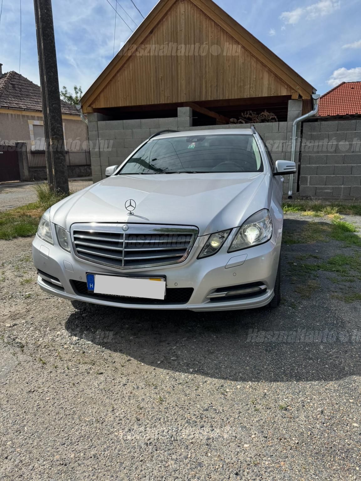 MERCEDES-BENZ E 200 2011/5 - 1