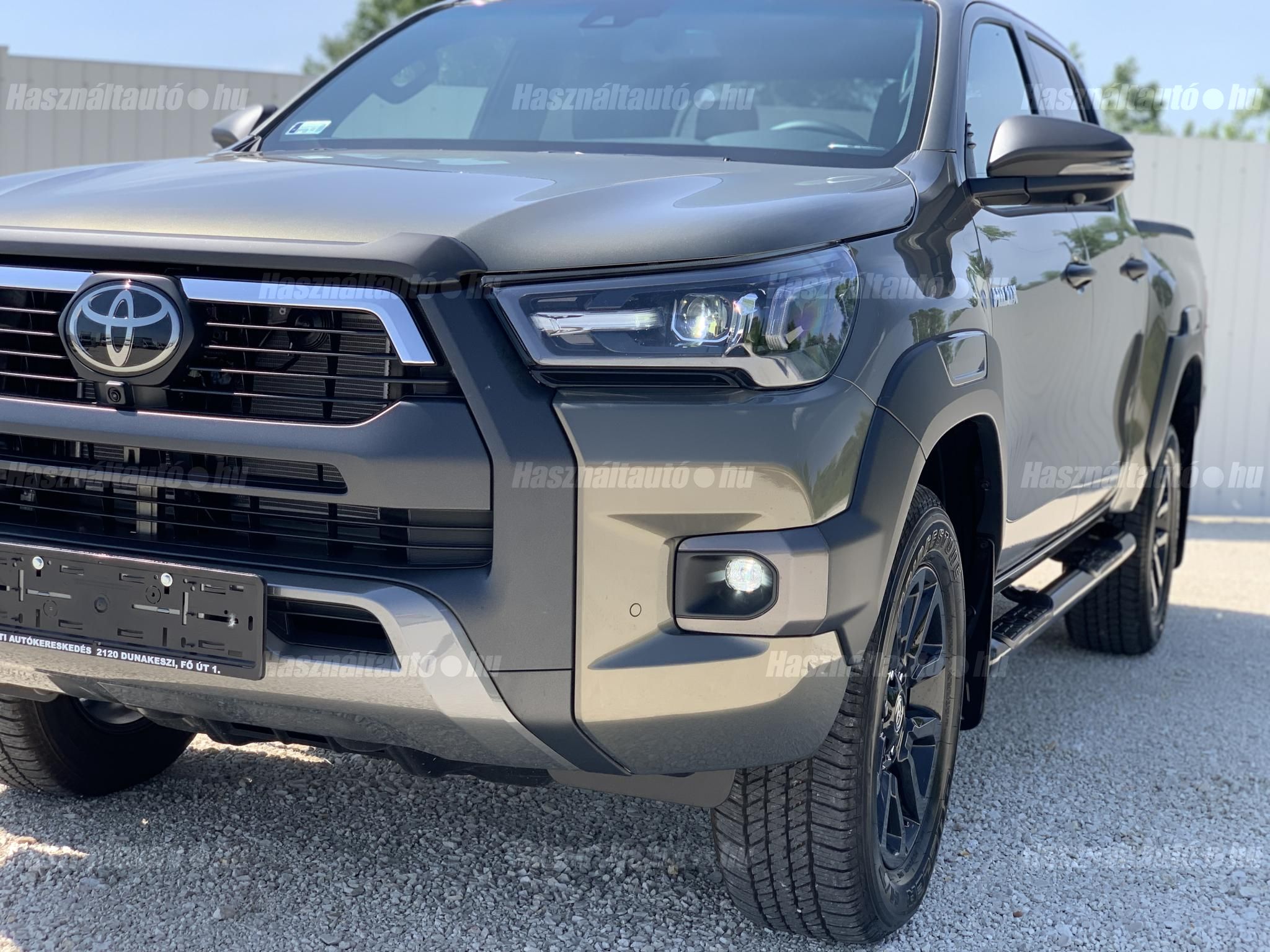 TOYOTA HILUX 2025/2 - 1