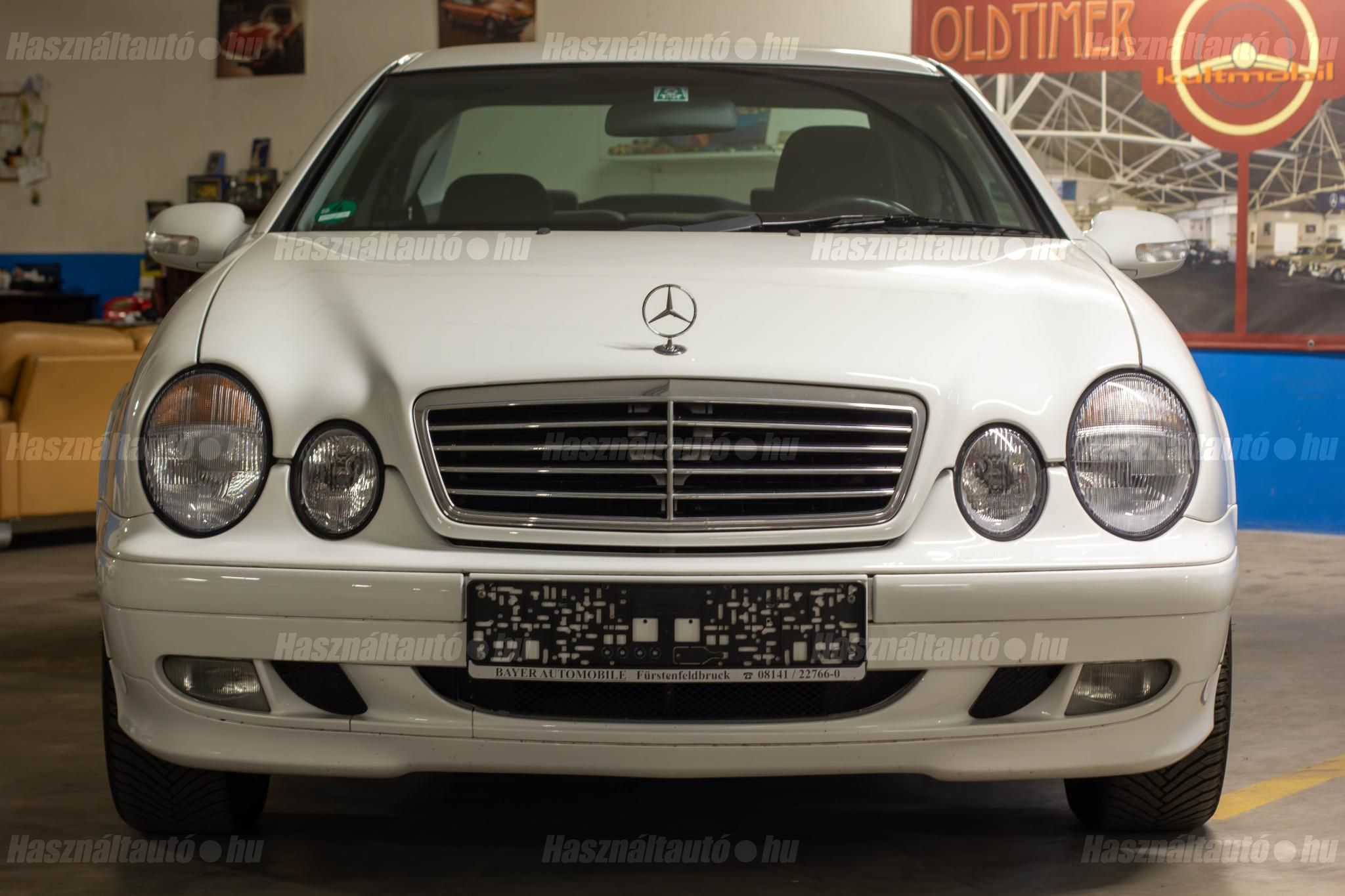 MERCEDES-BENZ CLK 320 2000/8 - 1