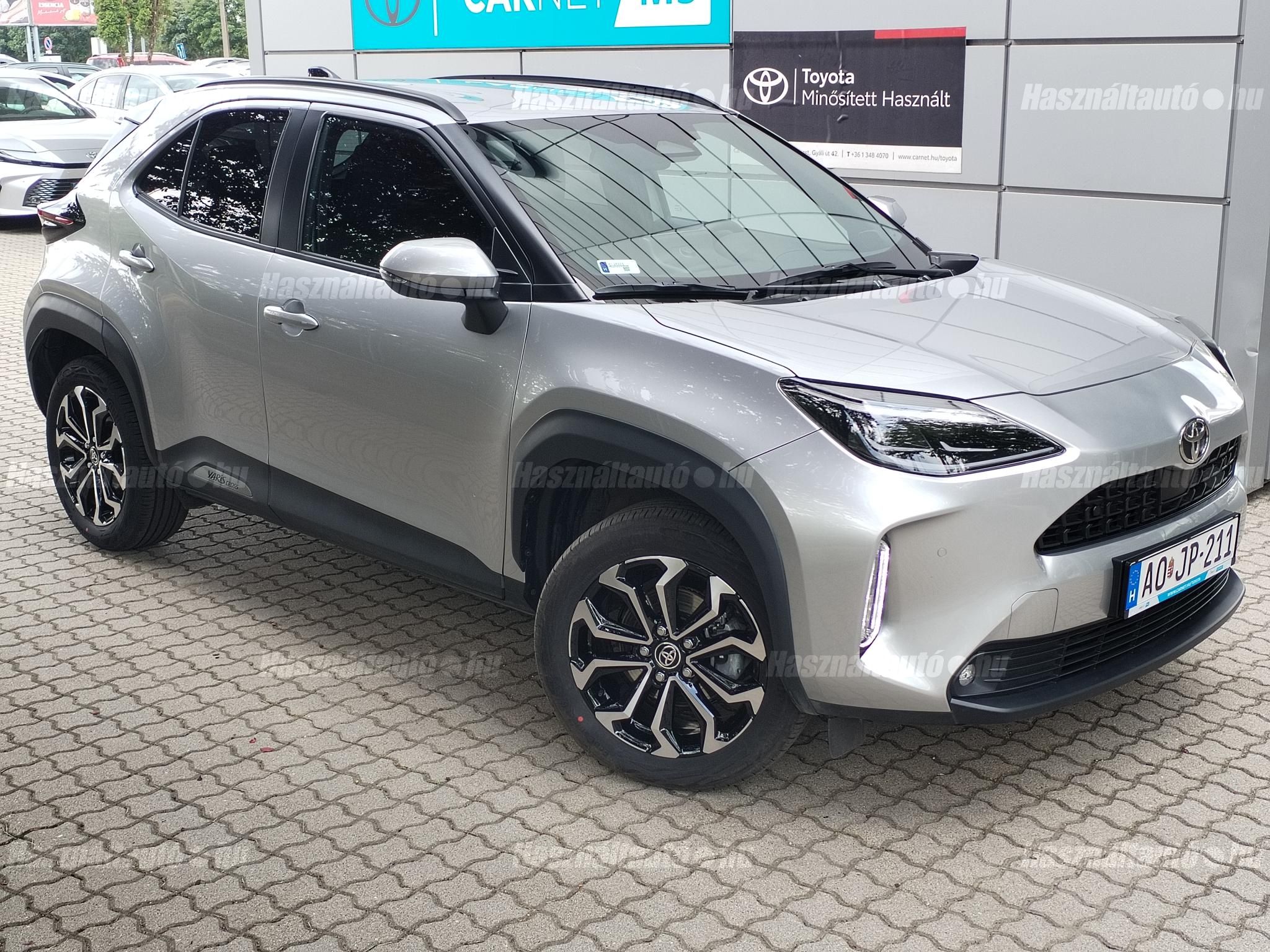 TOYOTA YARIS CROSS 2025/11 - 1