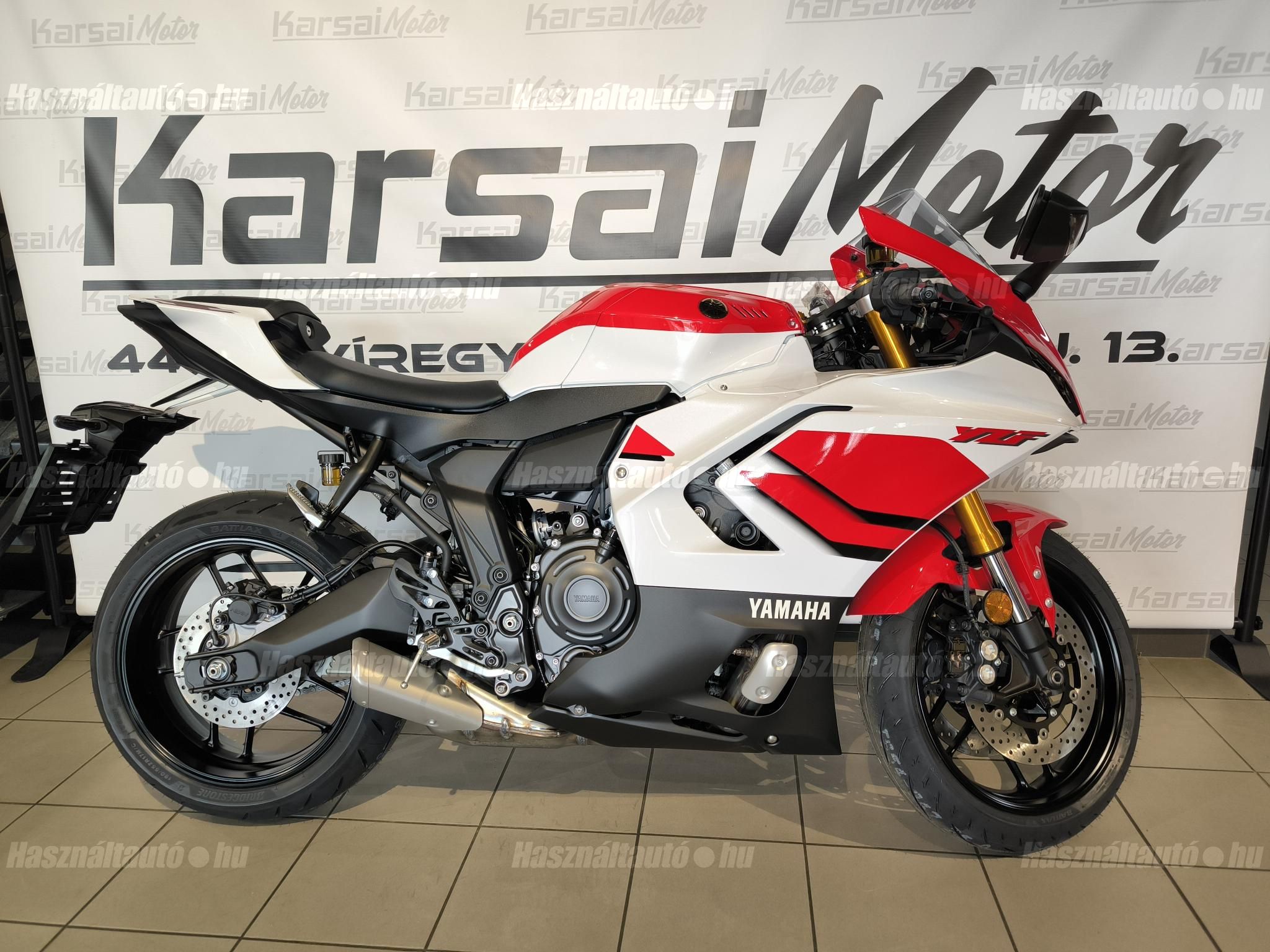YAMAHA YZF R7 2026/6 - 1