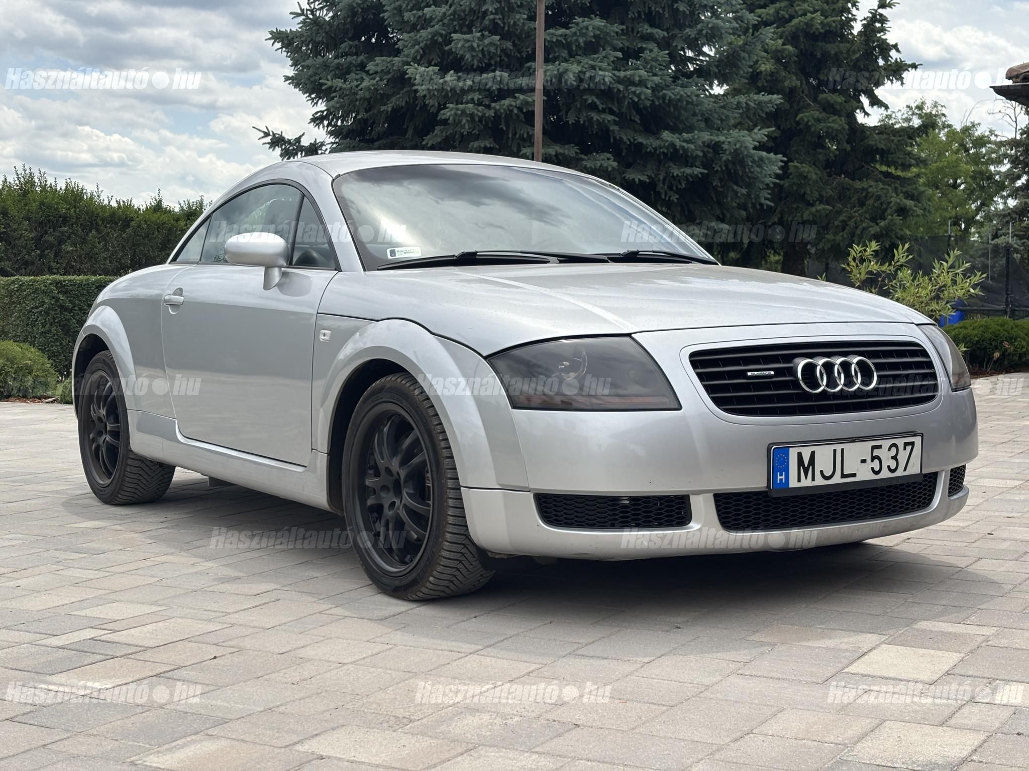 AUDI TT 1999/8 - 1