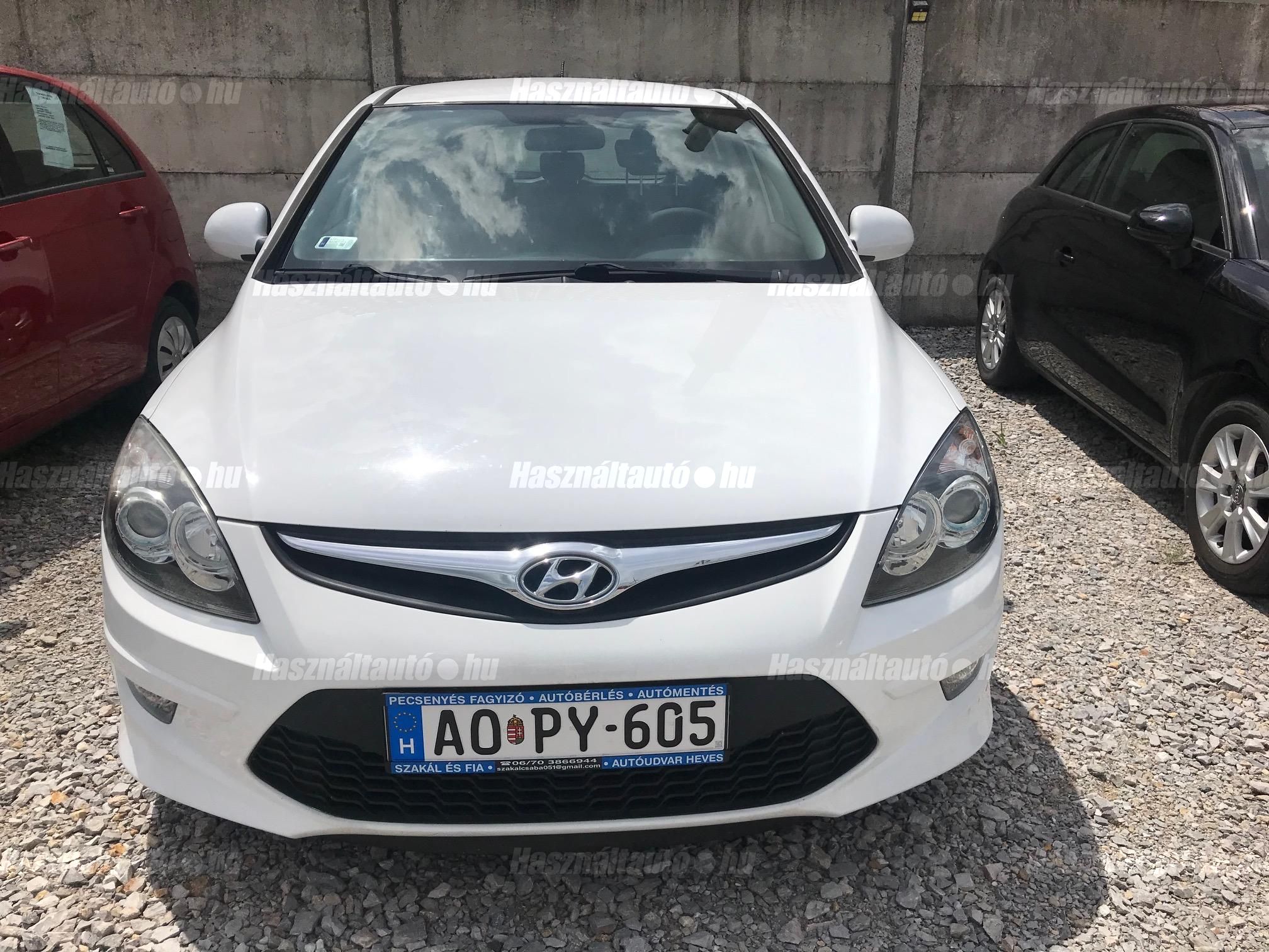 HYUNDAI I30 2010/8 - 1