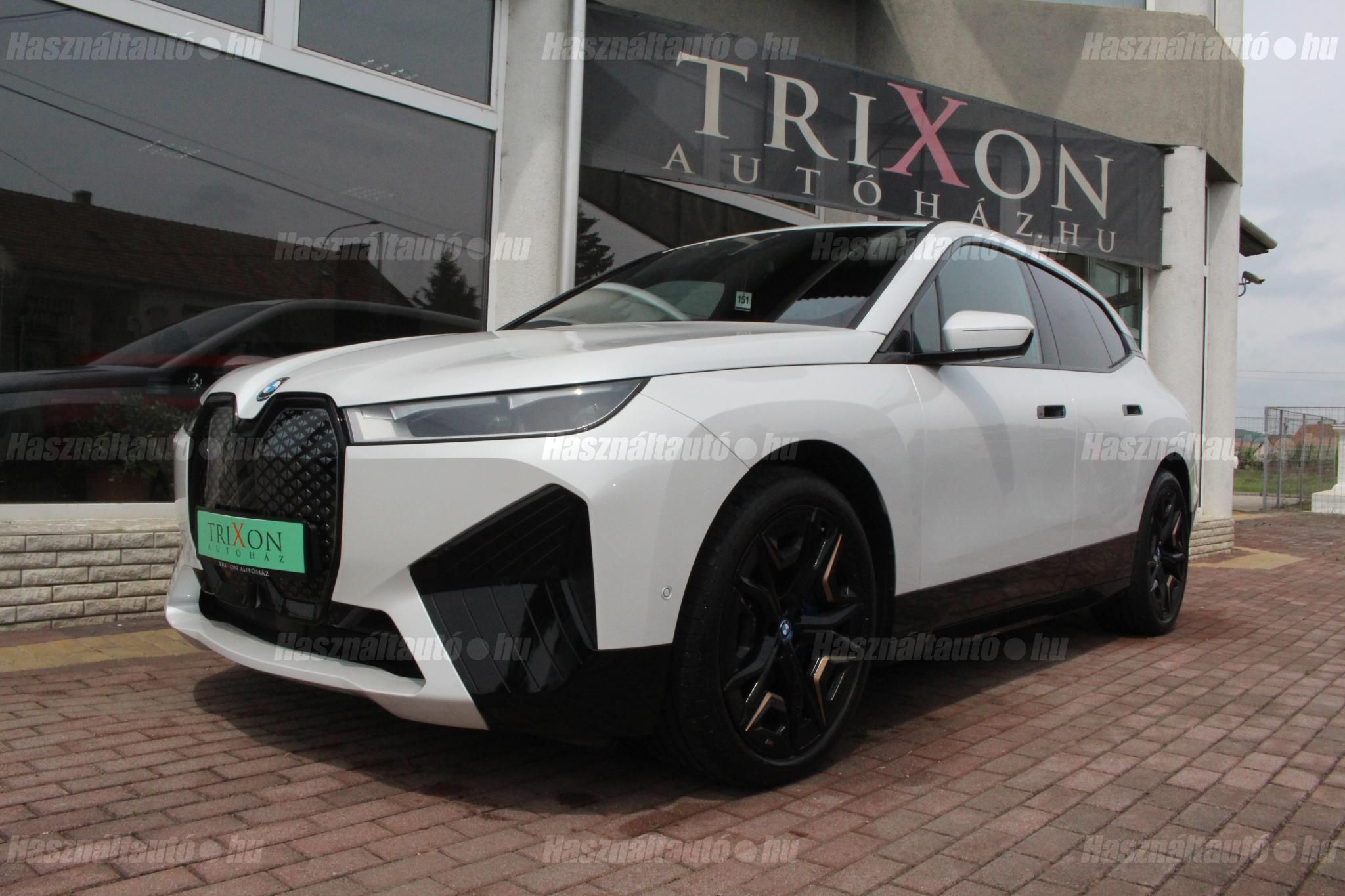 BMW IX 2023/12 - 1