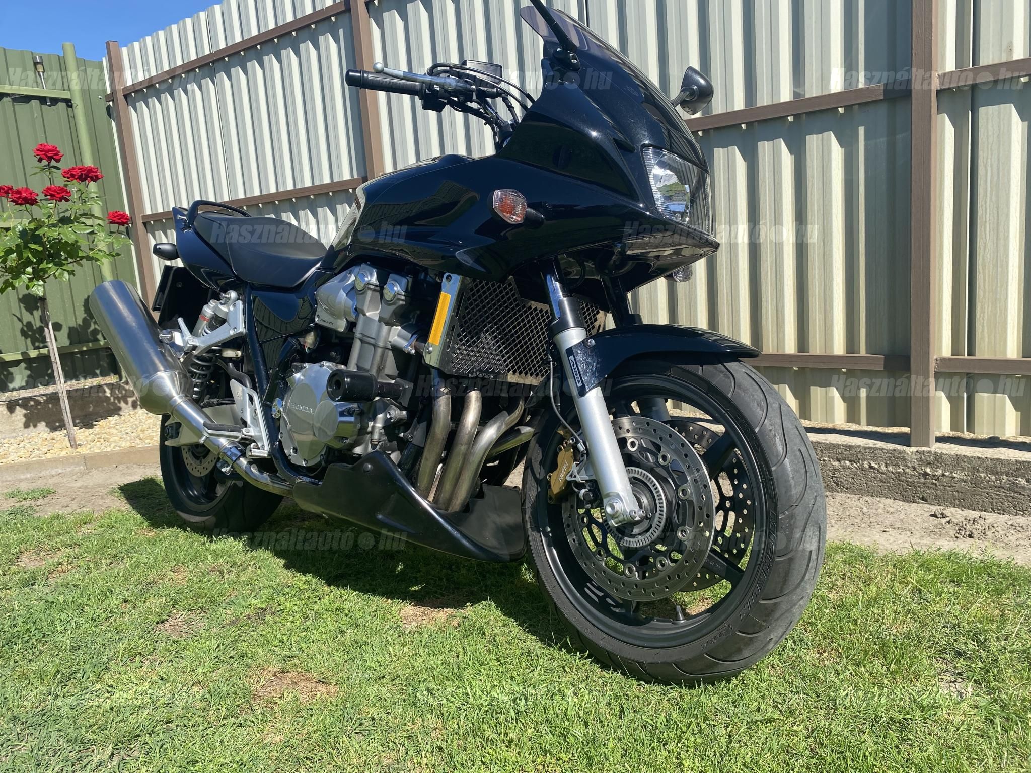HONDA CB 1300 S 2005/8 - 1