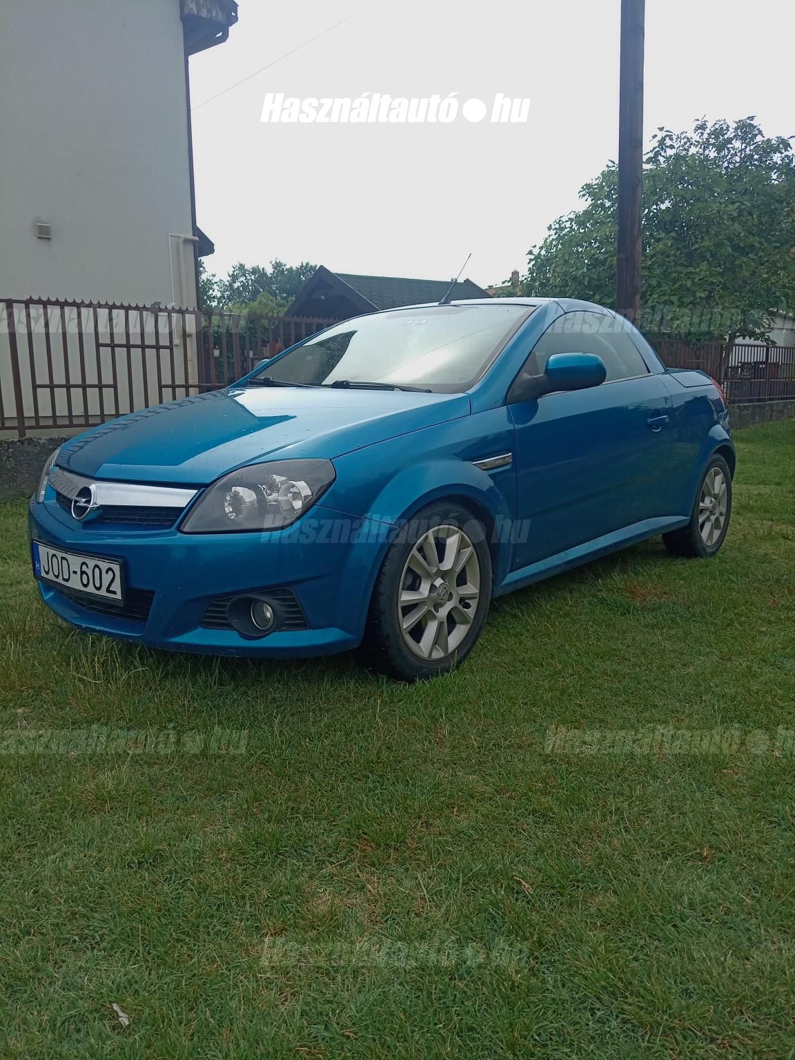 OPEL TIGRA TT 2004/8 - 1