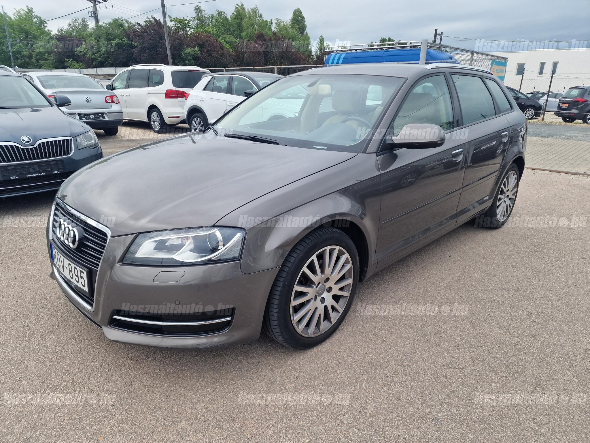 AUDI A3 2011/2 - 1