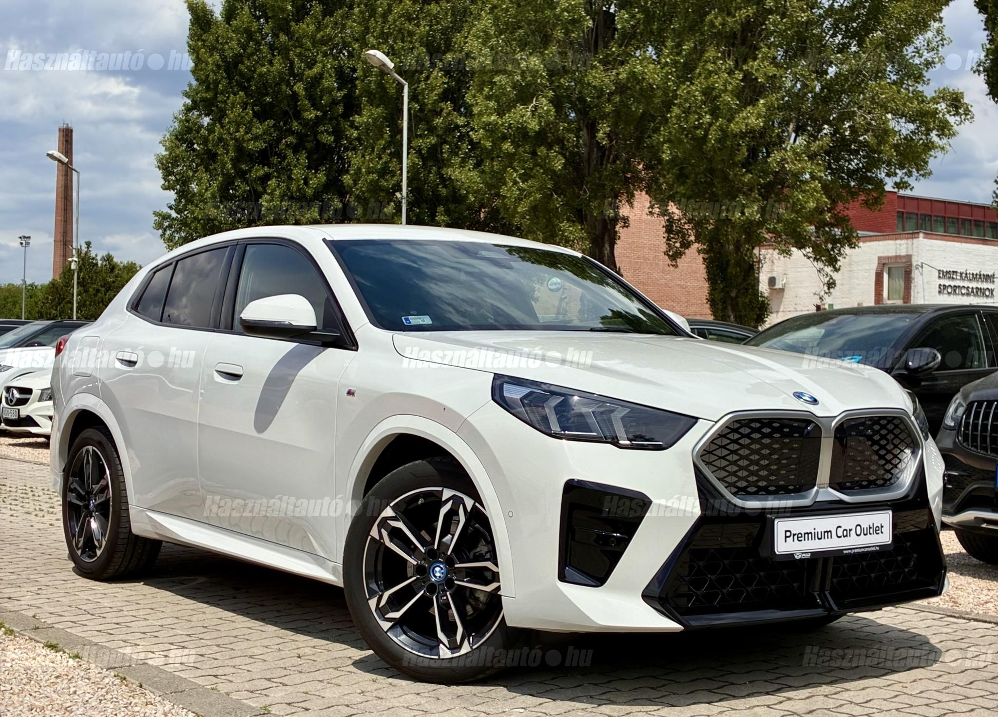 BMW IX2 2024/11 - 1