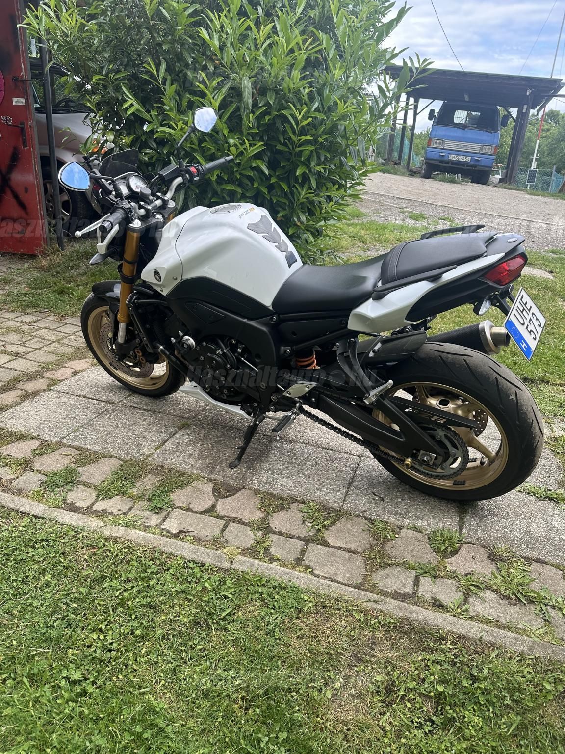 YAMAHA FZ8-N 2010/5 - 1