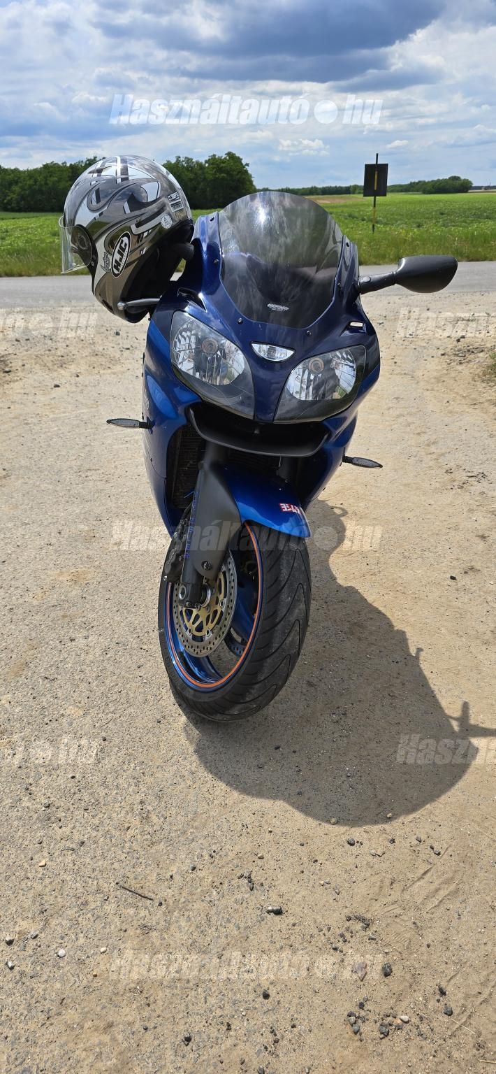 KAWASAKI ZX-6R (NINJA) 2001/8 - 1