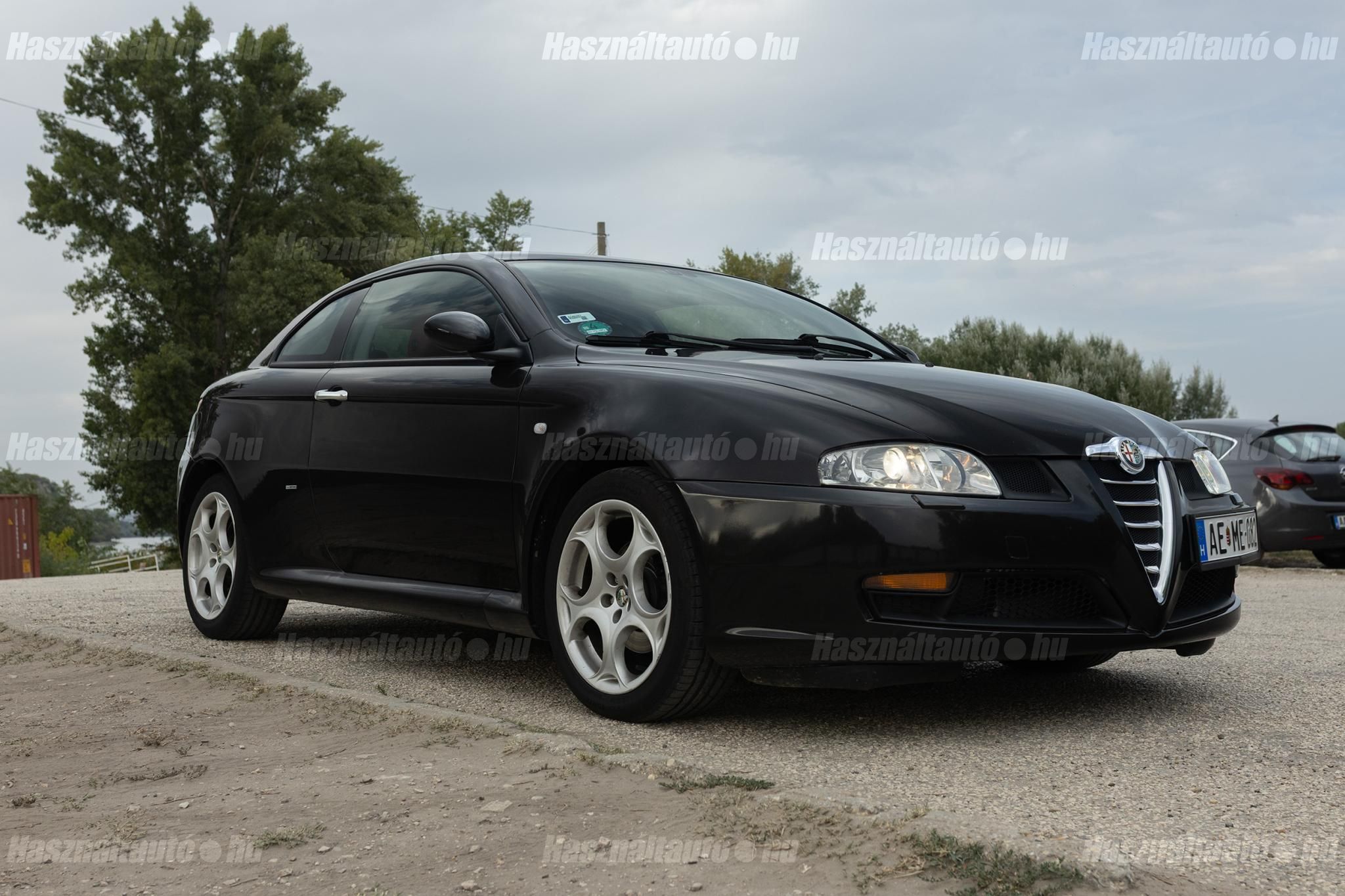 ALFA ROMEO GT 2004/10 - 1