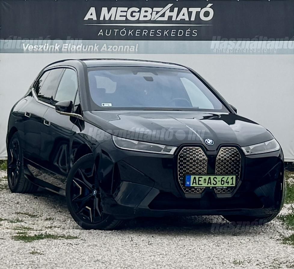 BMW IX 2022/11 - 1