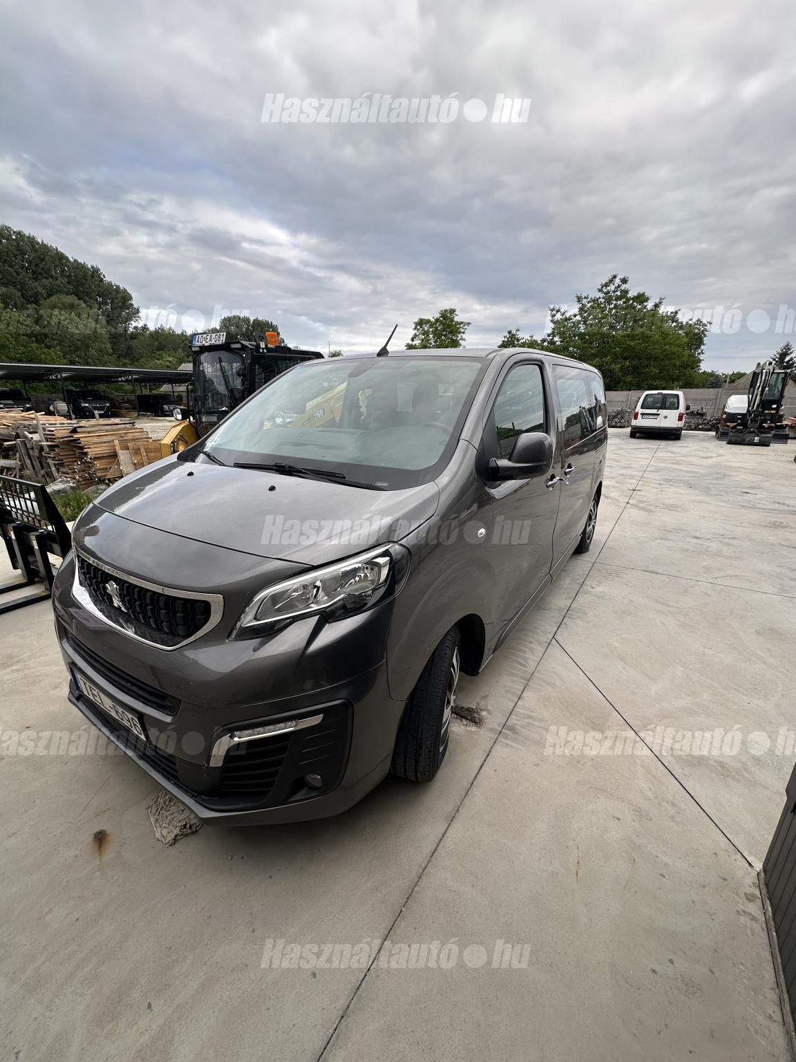PEUGEOT TRAVELLER 2017/6 - 1