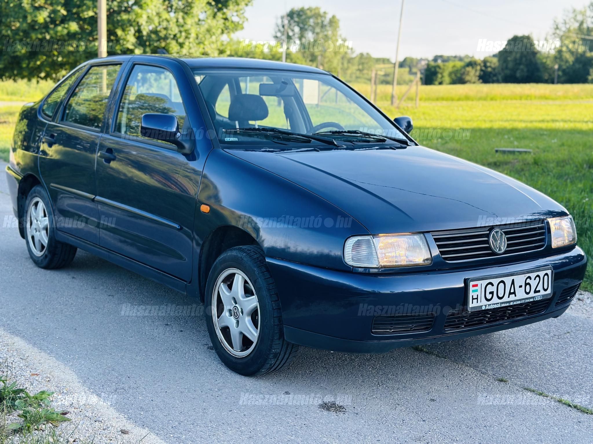 VOLKSWAGEN POLO II 1999/3 - 1