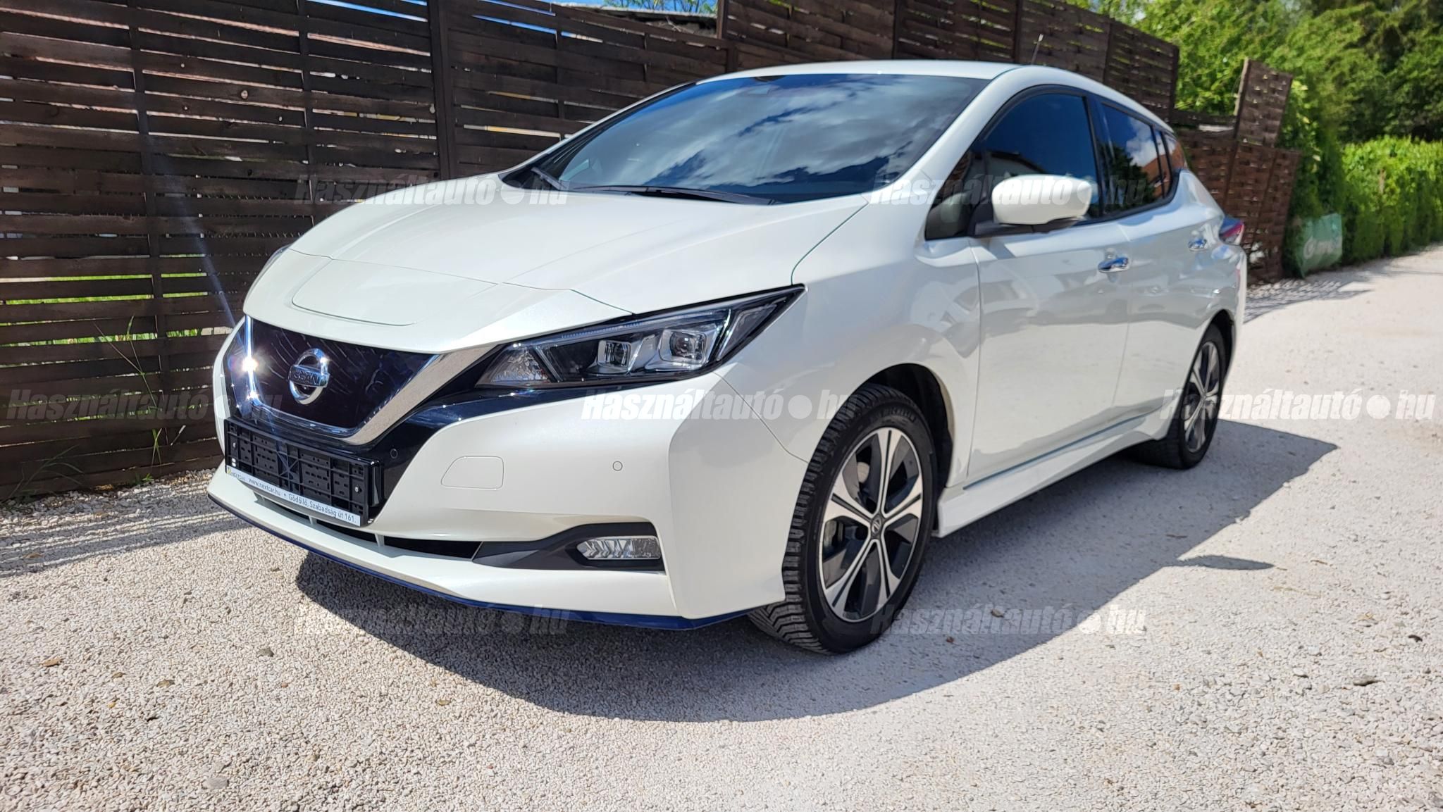 NISSAN LEAF 2020/12 - 1