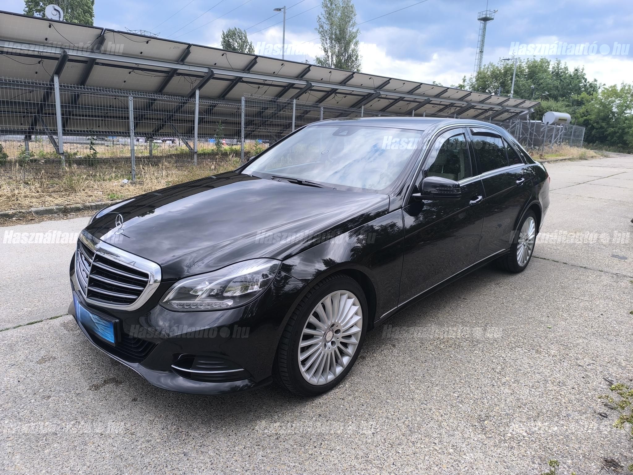 MERCEDES-BENZ E 220 2014 - 1