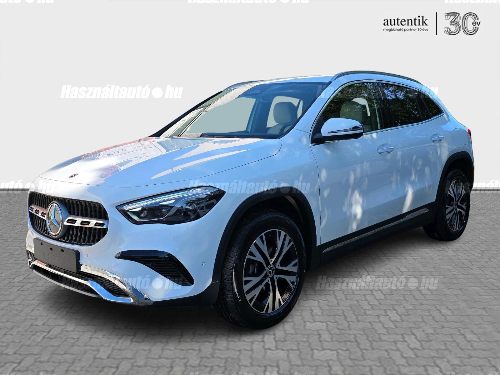 MERCEDES-BENZ GLA 200 2026 - 1