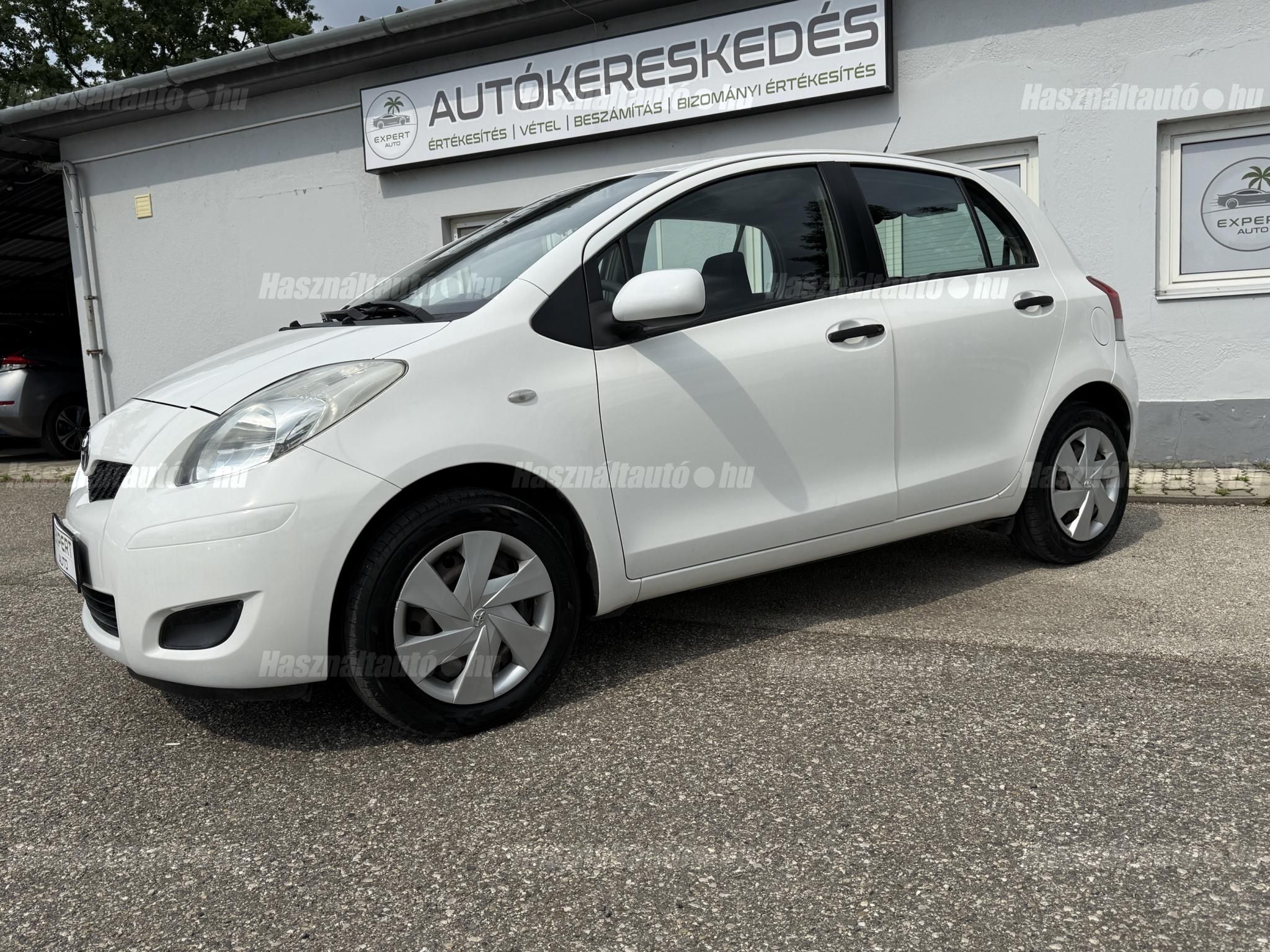 TOYOTA YARIS 2010/10 - 1