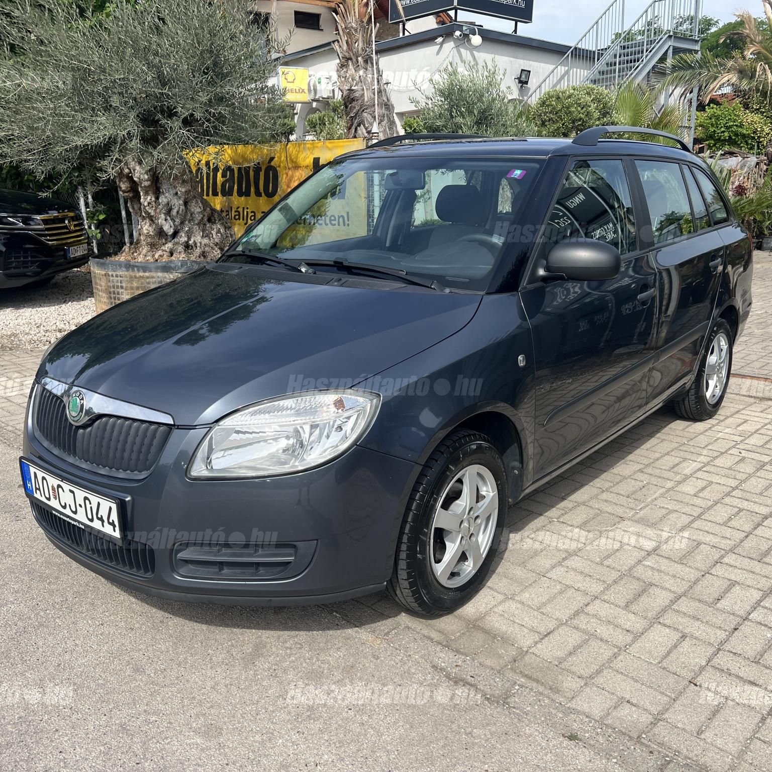 SKODA FABIA 2010/2 - 1