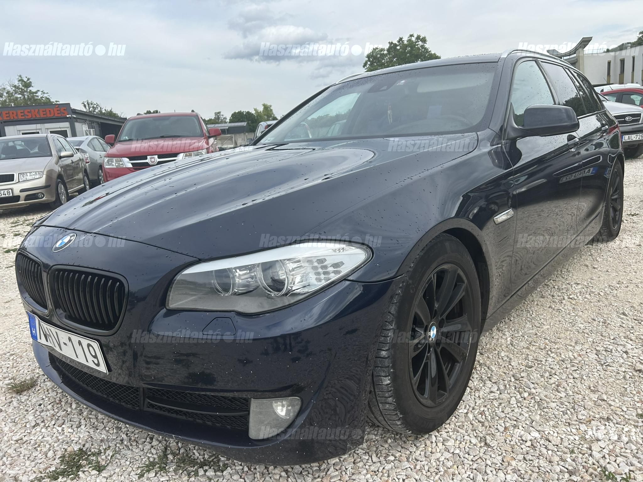 BMW 520 2010/10 - 1
