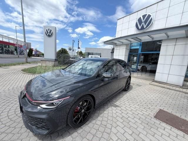 VOLKSWAGEN GOLF VIII 2026/5 - 1