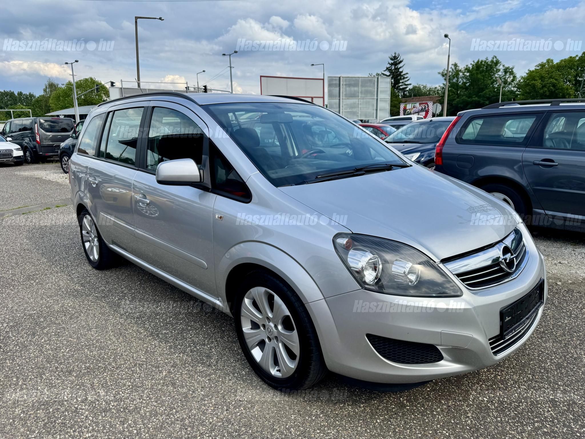 OPEL ZAFIRA 2012/9 - 1