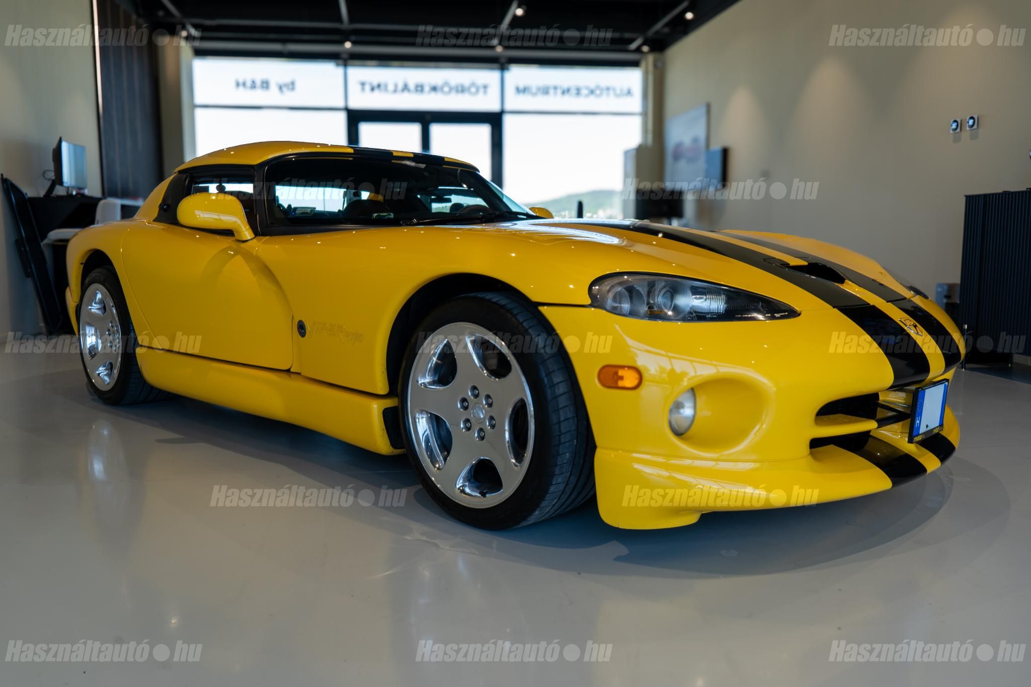 DODGE VIPER 2001/2 - 1