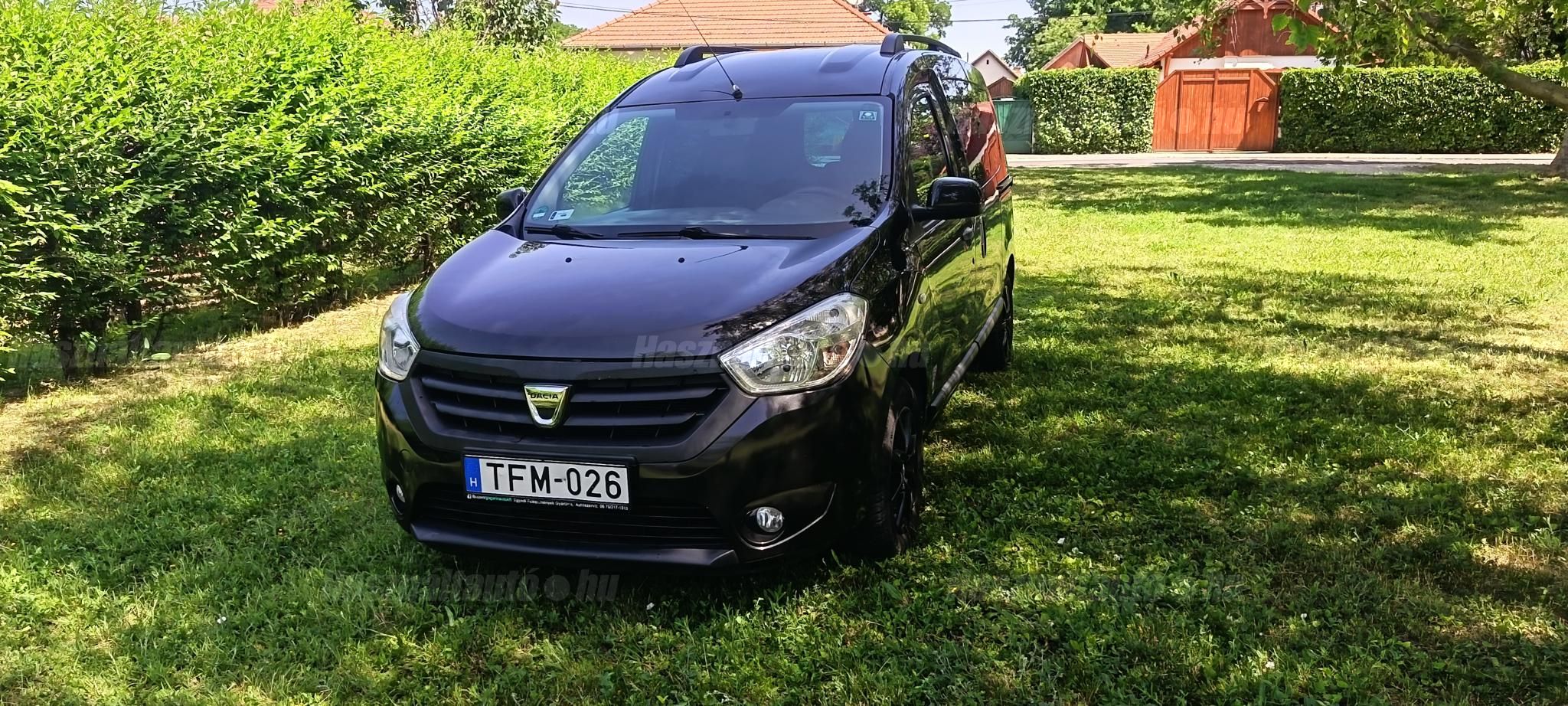 DACIA DOKKER 2014/10 - 1