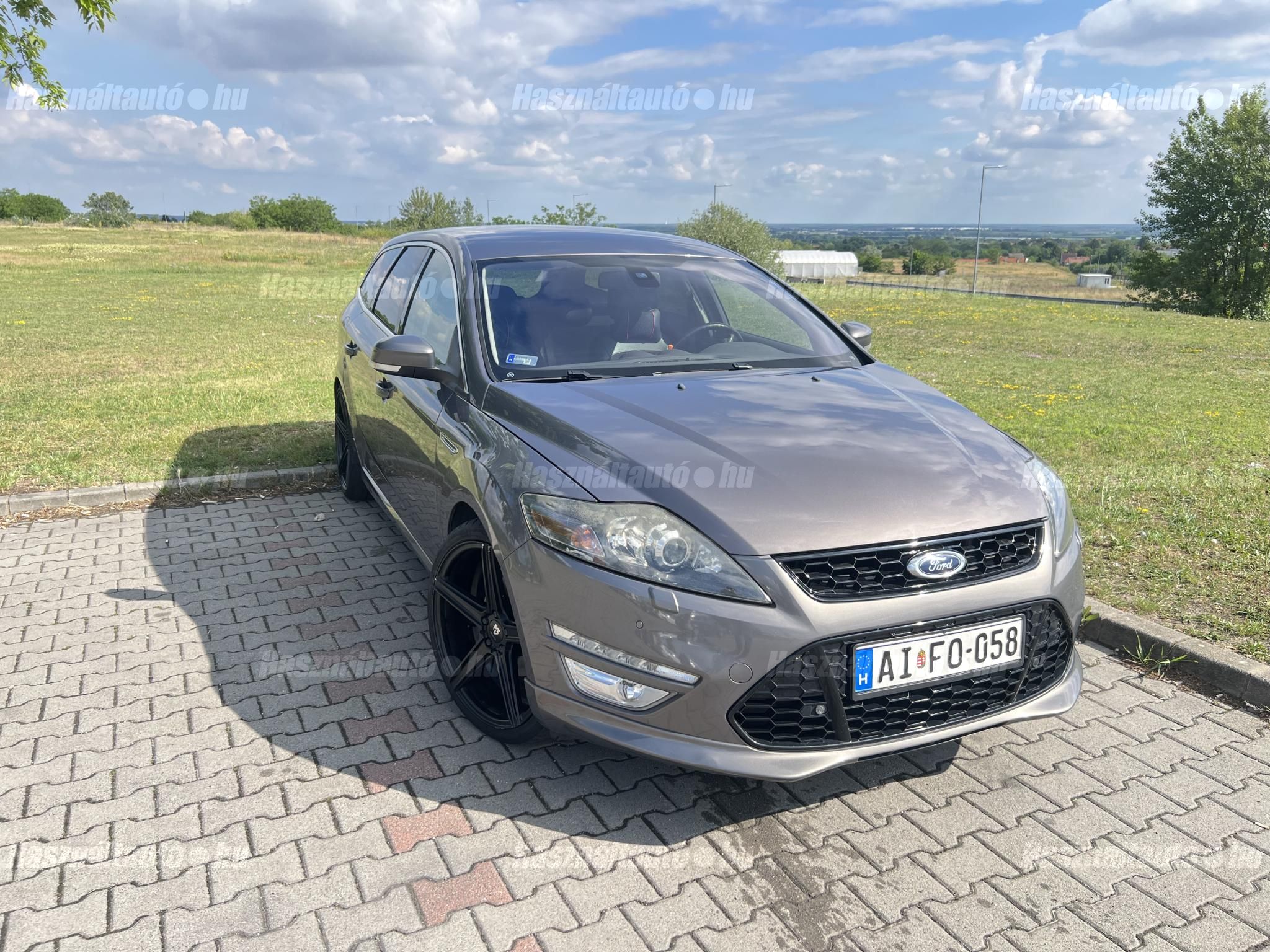 FORD MONDEO 2012/8 - 1