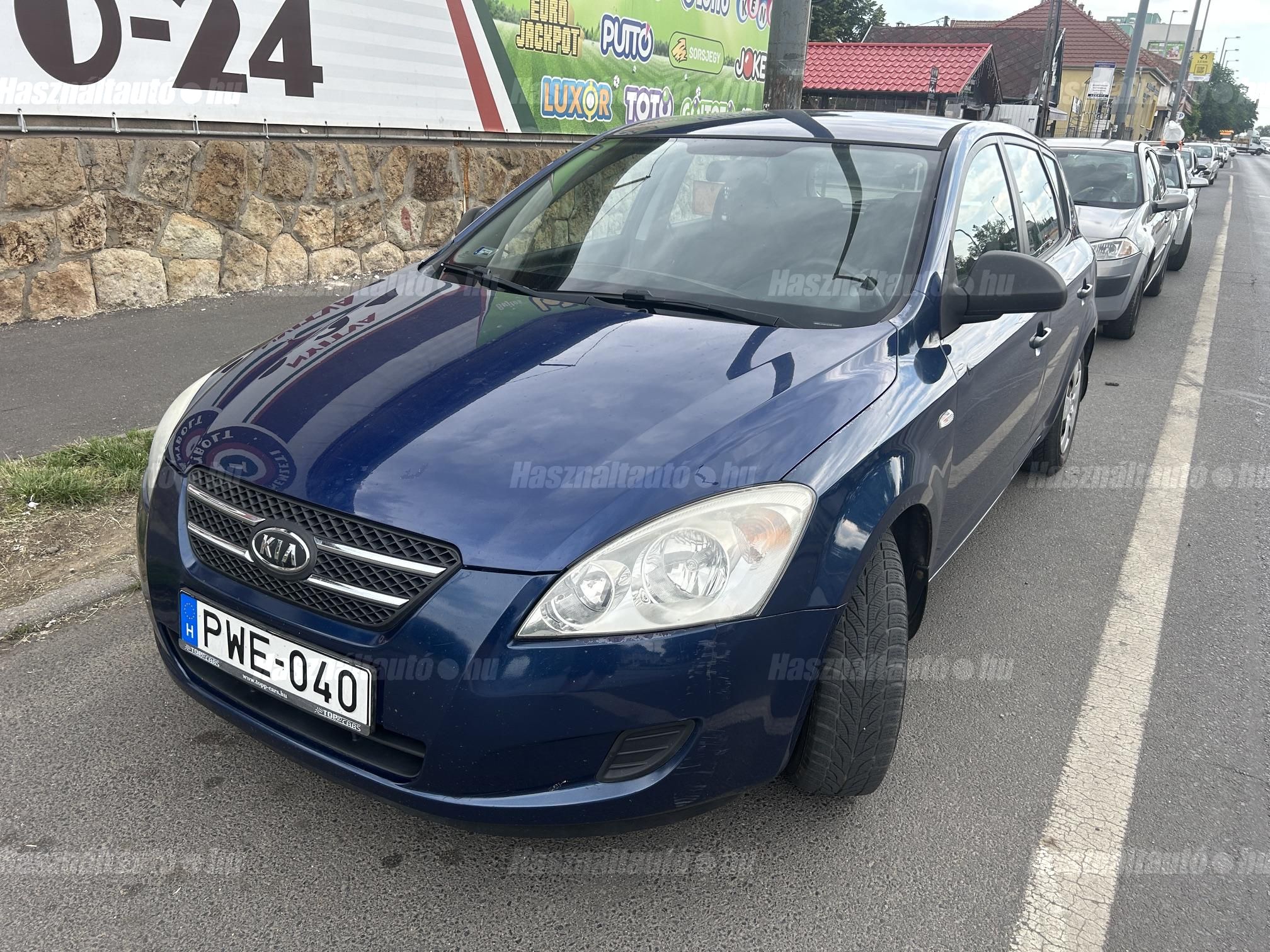 KIA CEE'D 2009/4 - 1