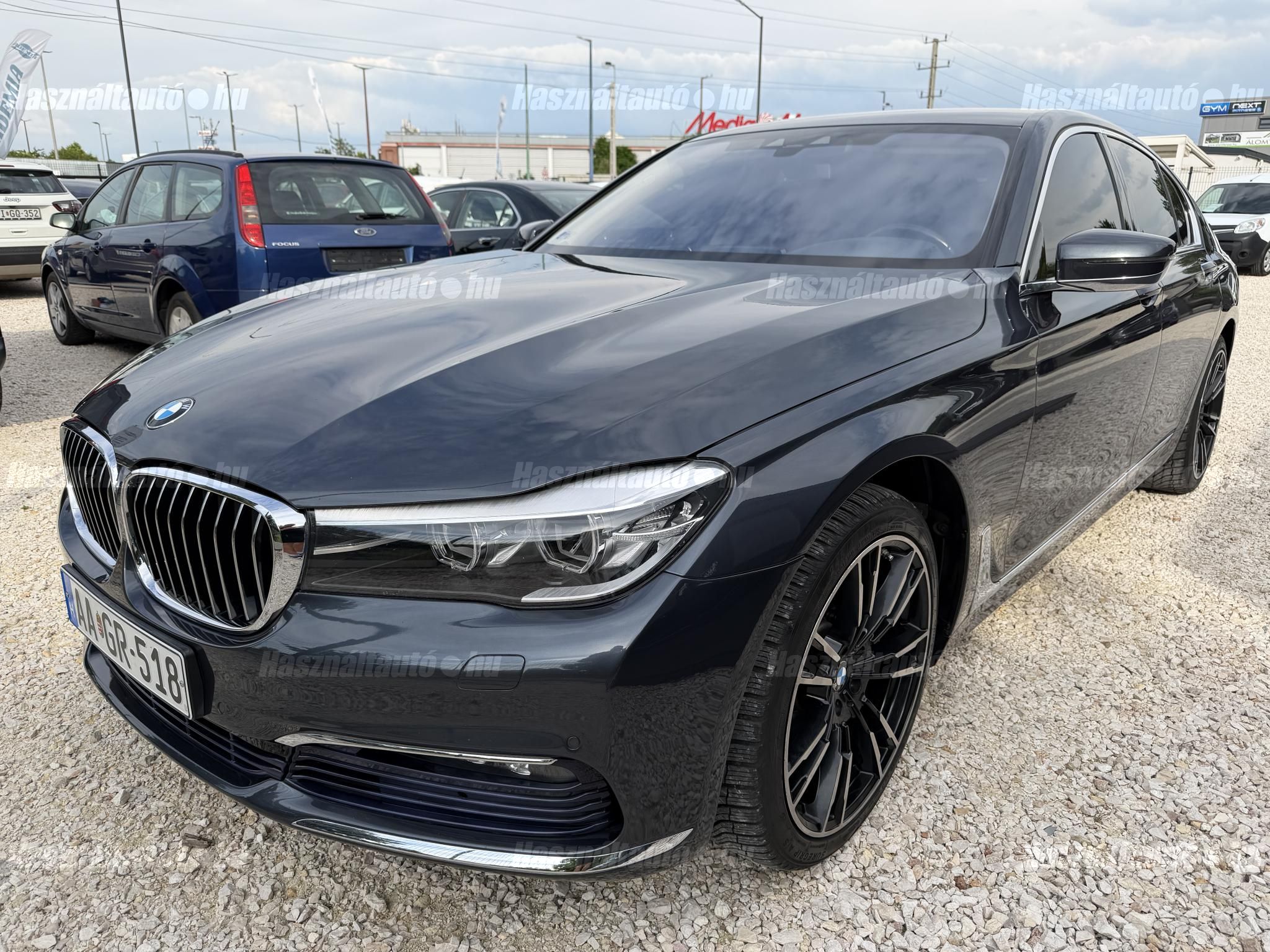 BMW 730 2015/10 - 1