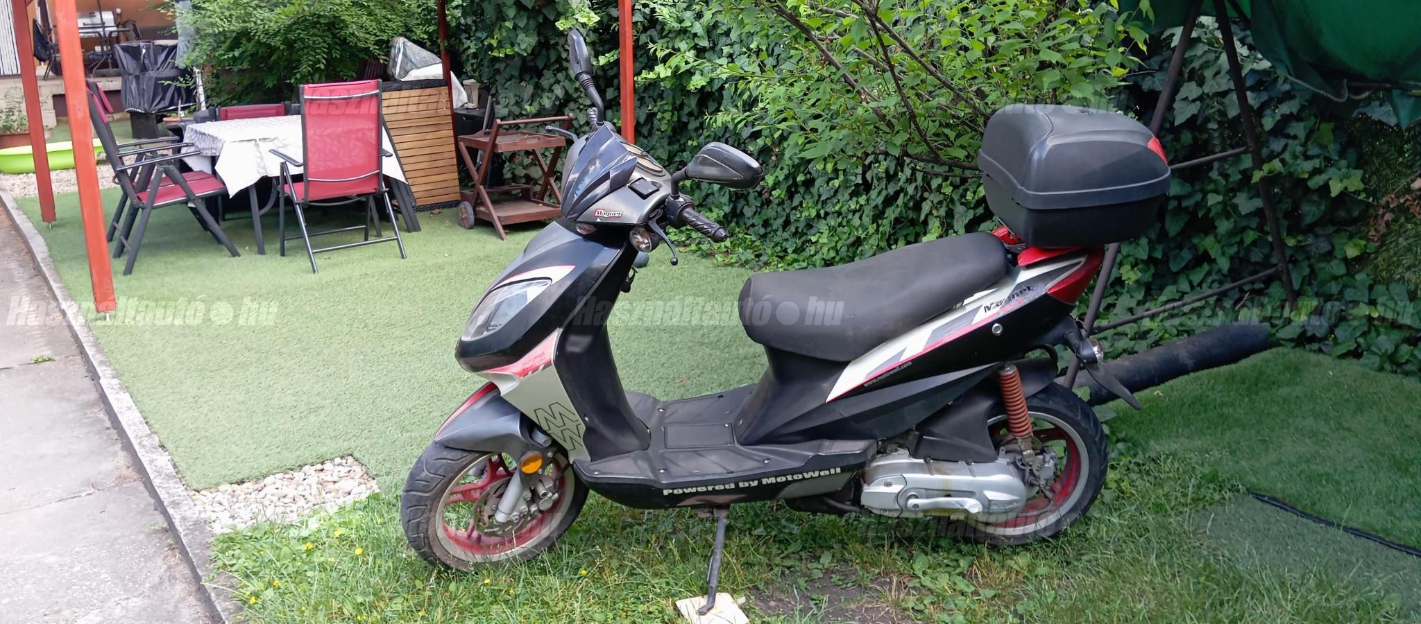MOTOWELL MAGNET 2008/12 - 1
