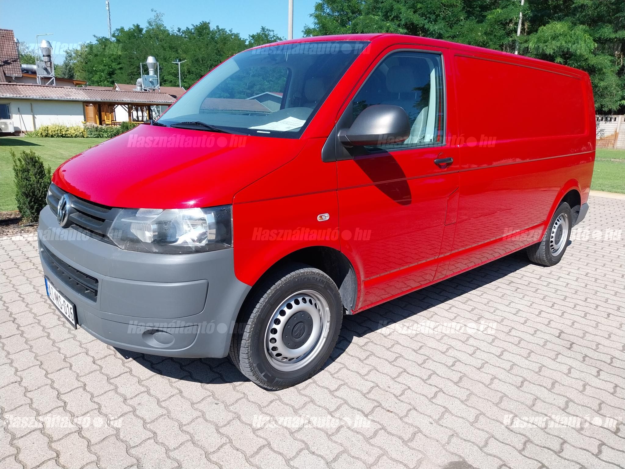 VOLKSWAGEN TRANSPORTER 2010/12 - 1