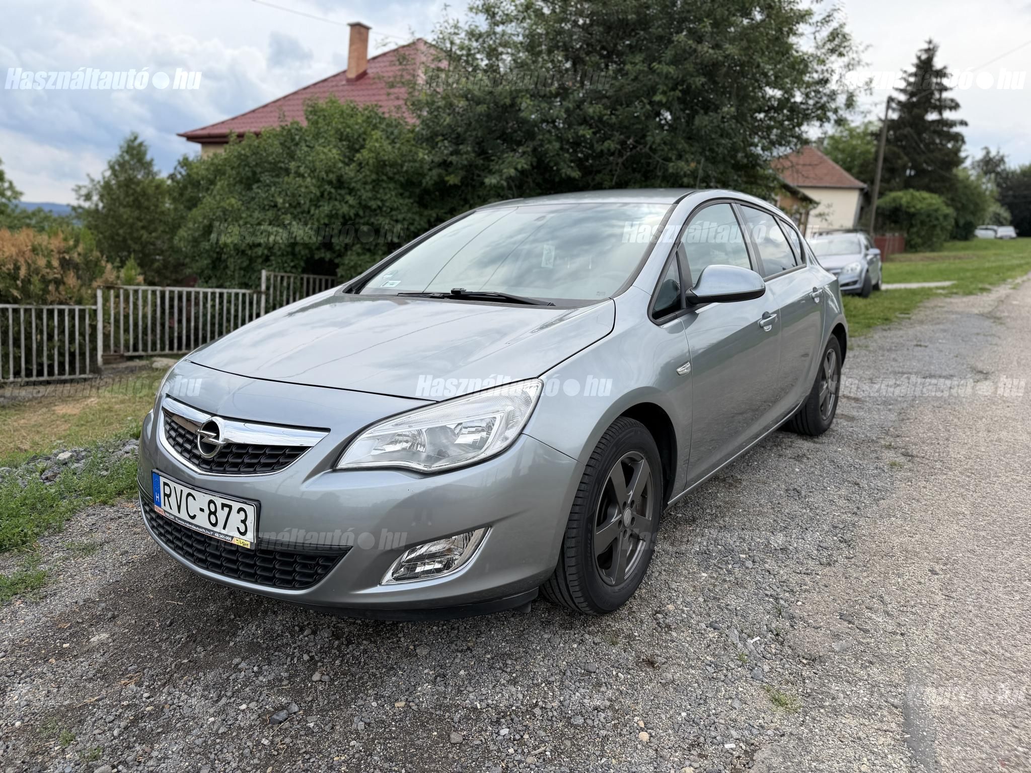 OPEL ASTRA J 2011/12 - 1