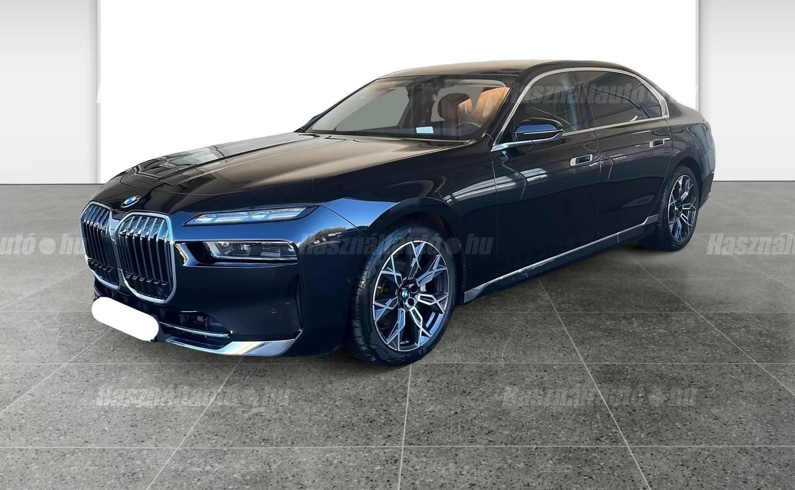 BMW 740 2023/4 - 1