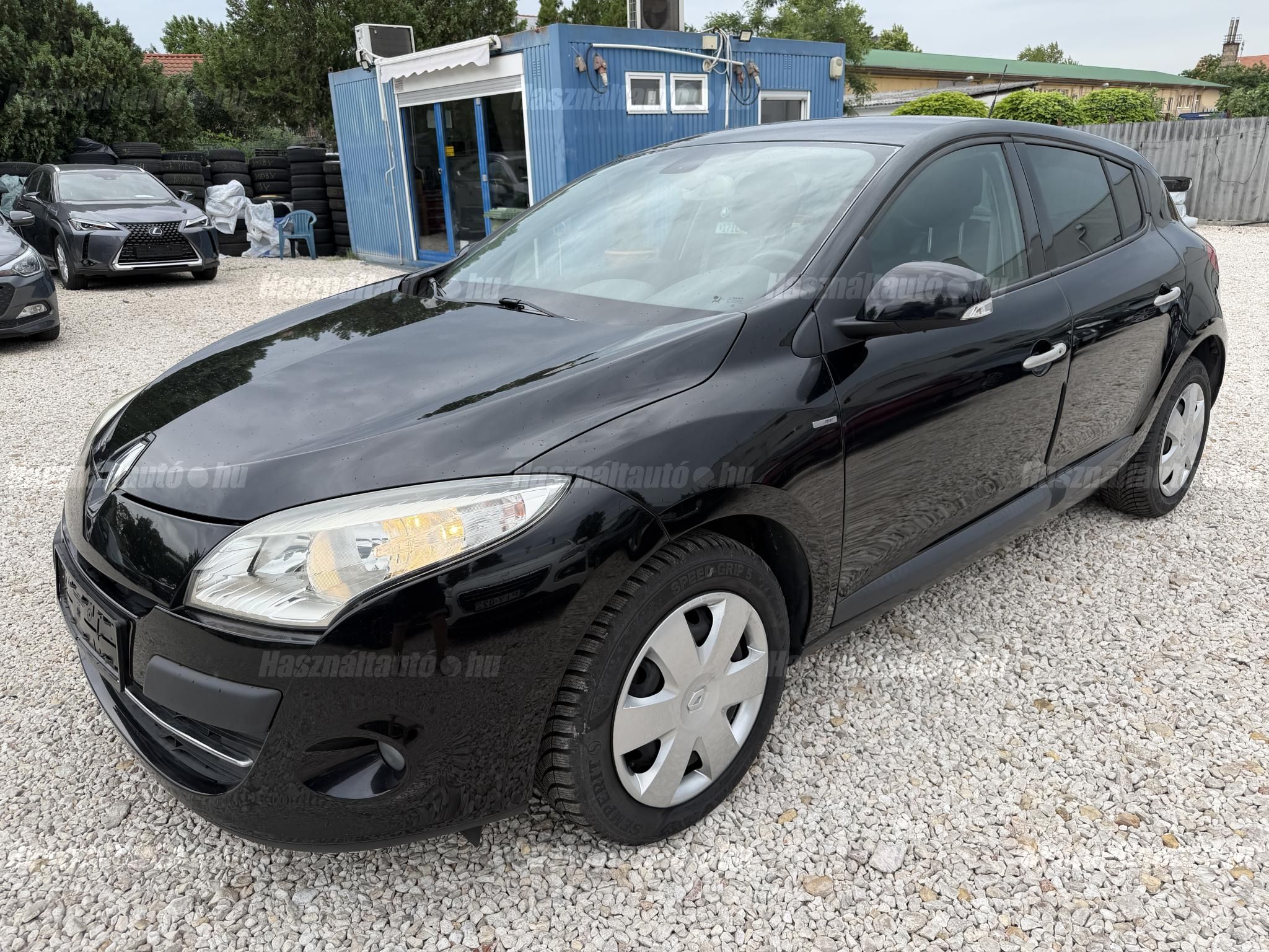 RENAULT MEGANE 2011/3 - 1