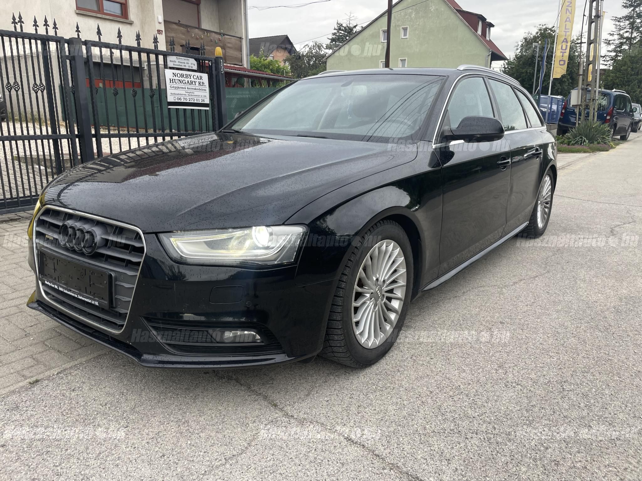 AUDI A4 2014/12 - 1