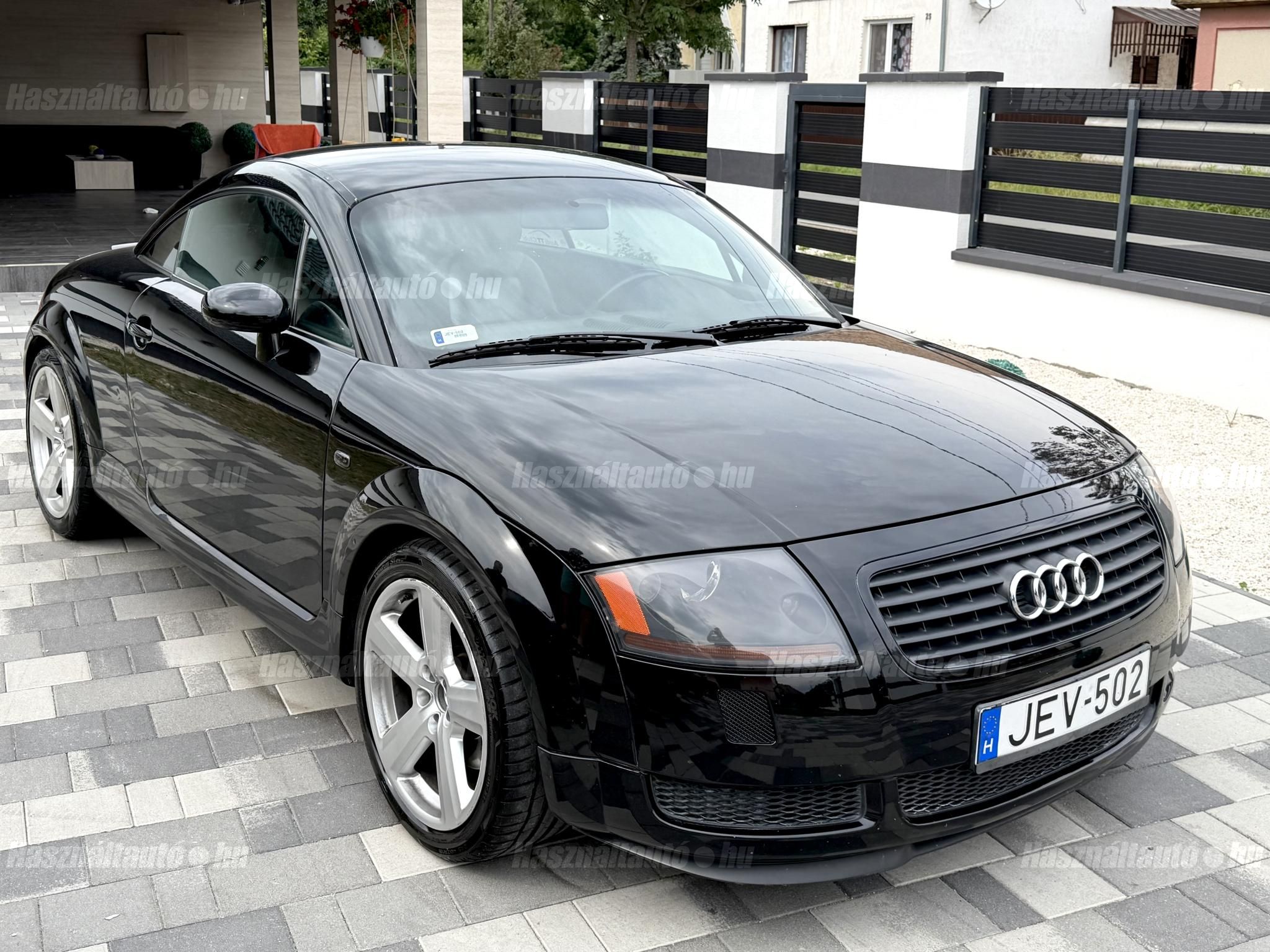 AUDI TT 1999/9 - 1