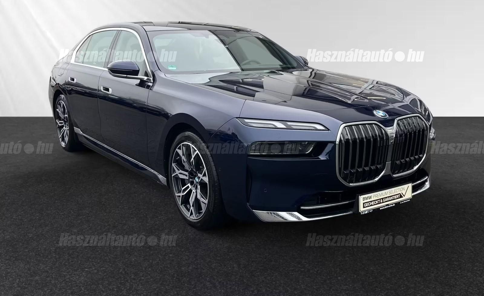 BMW 750 2024/8 - 1