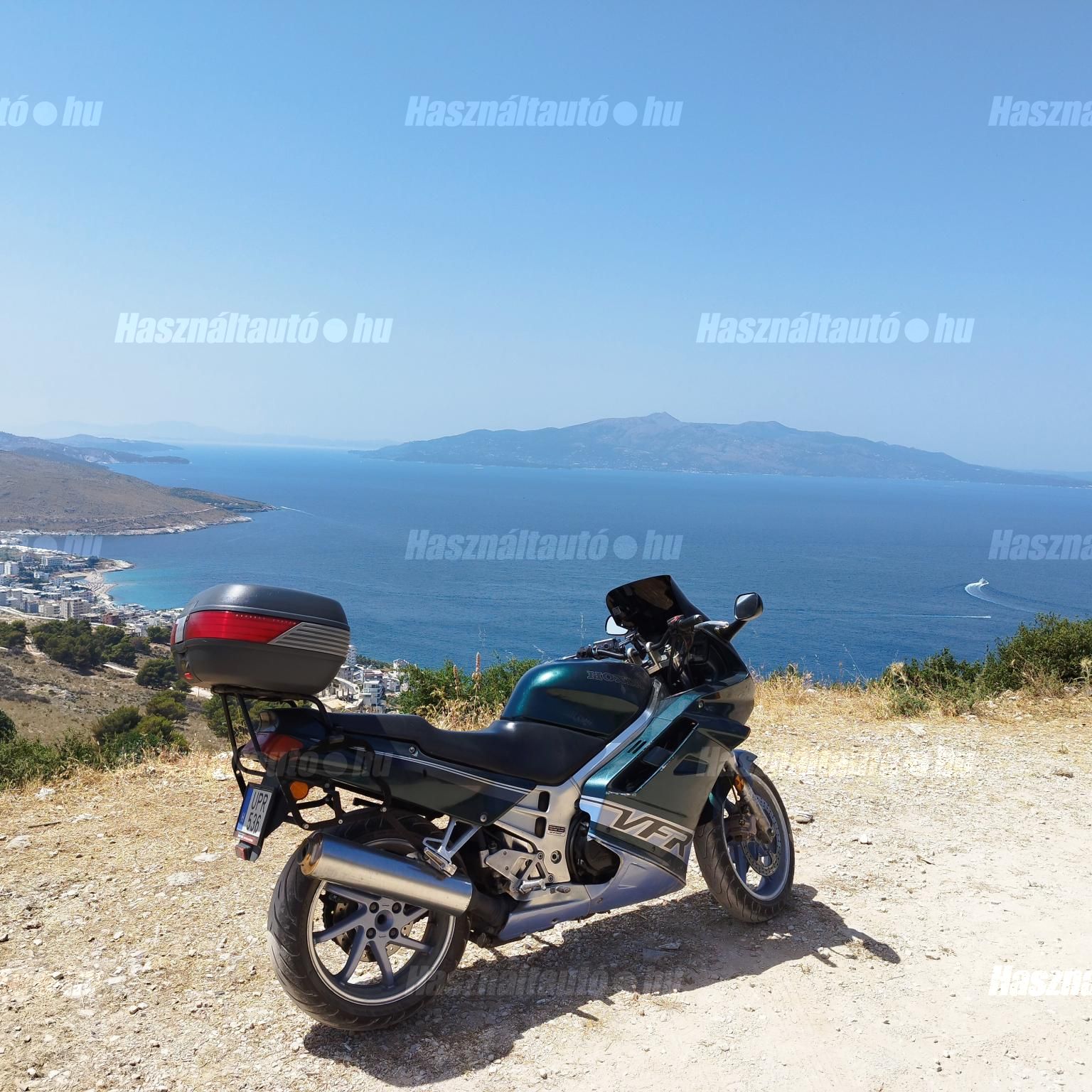 HONDA VFR 750 F 1994/3 - 1