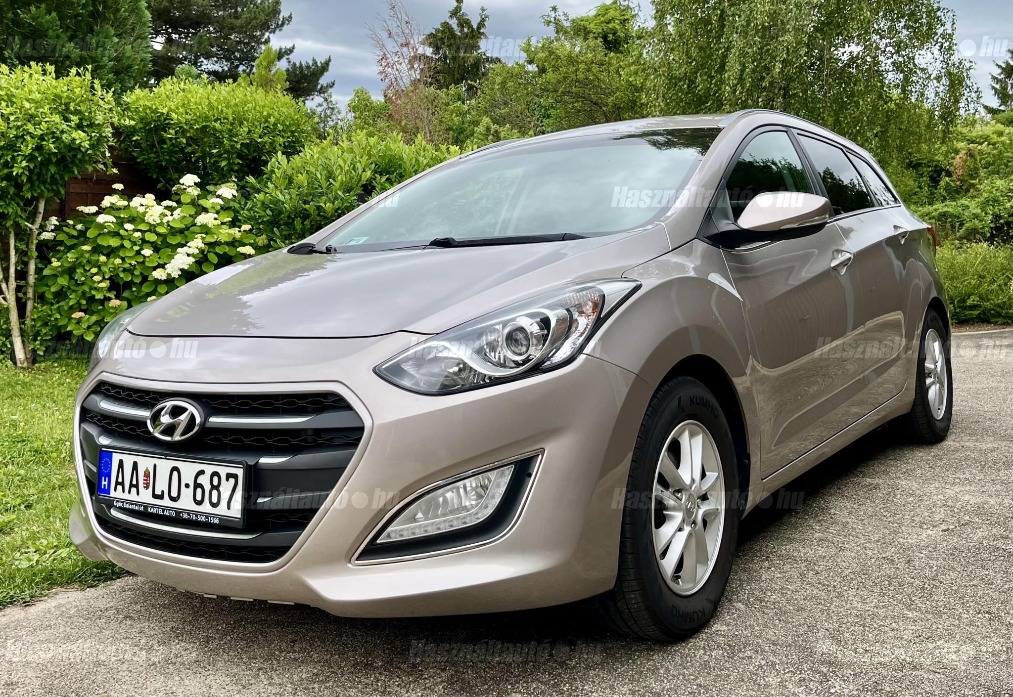 HYUNDAI I30 2017/1 - 1