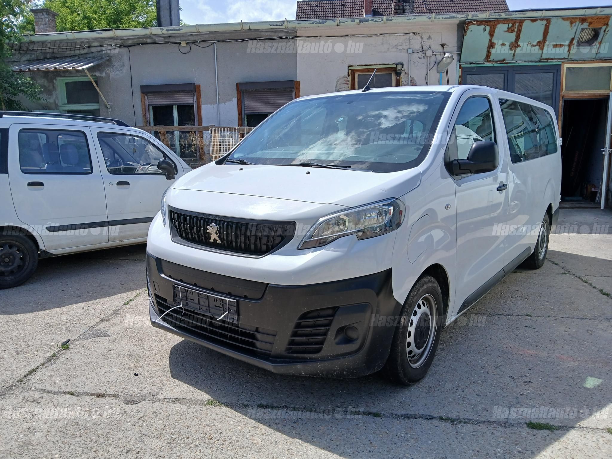 PEUGEOT TRAVELLER 2022/10 - 1