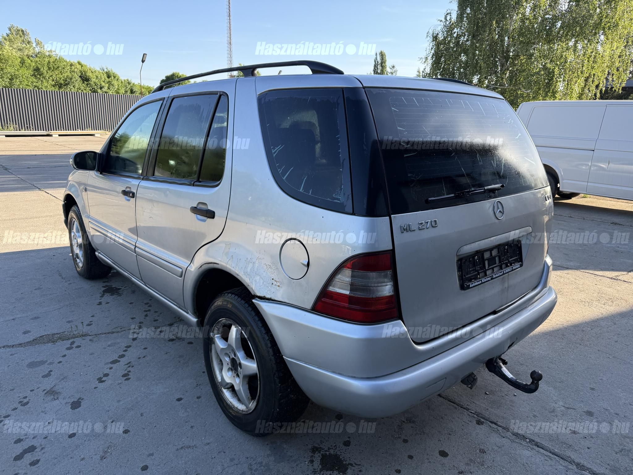 MERCEDES-BENZ ML 270 2001/8 - 1
