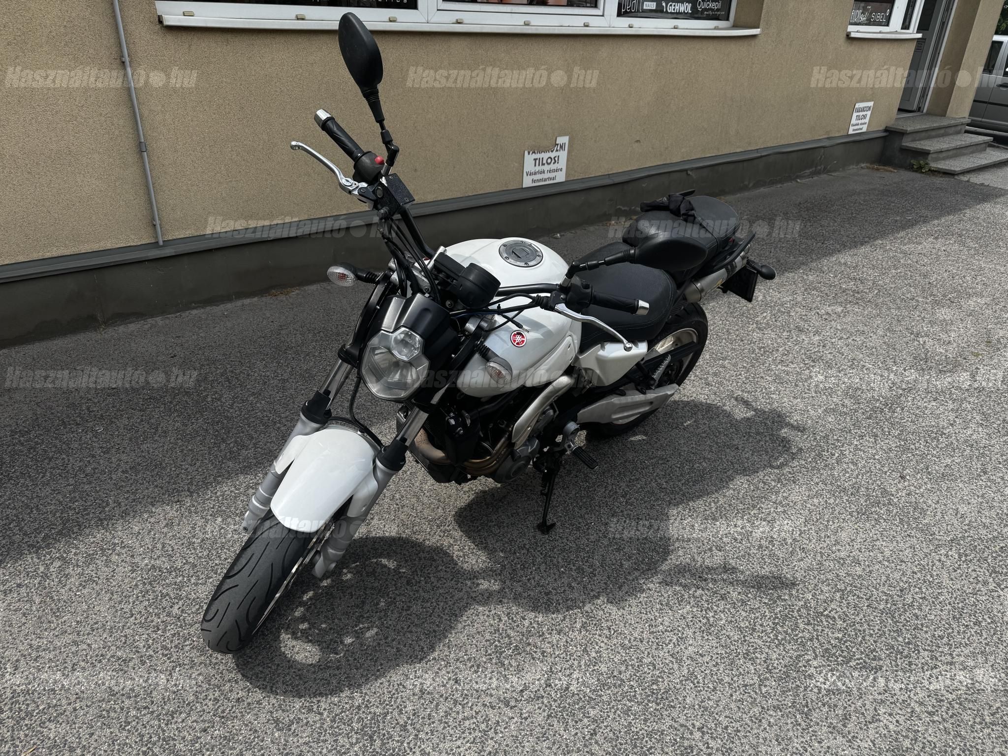 YAMAHA MT-03 2006/6 - 1